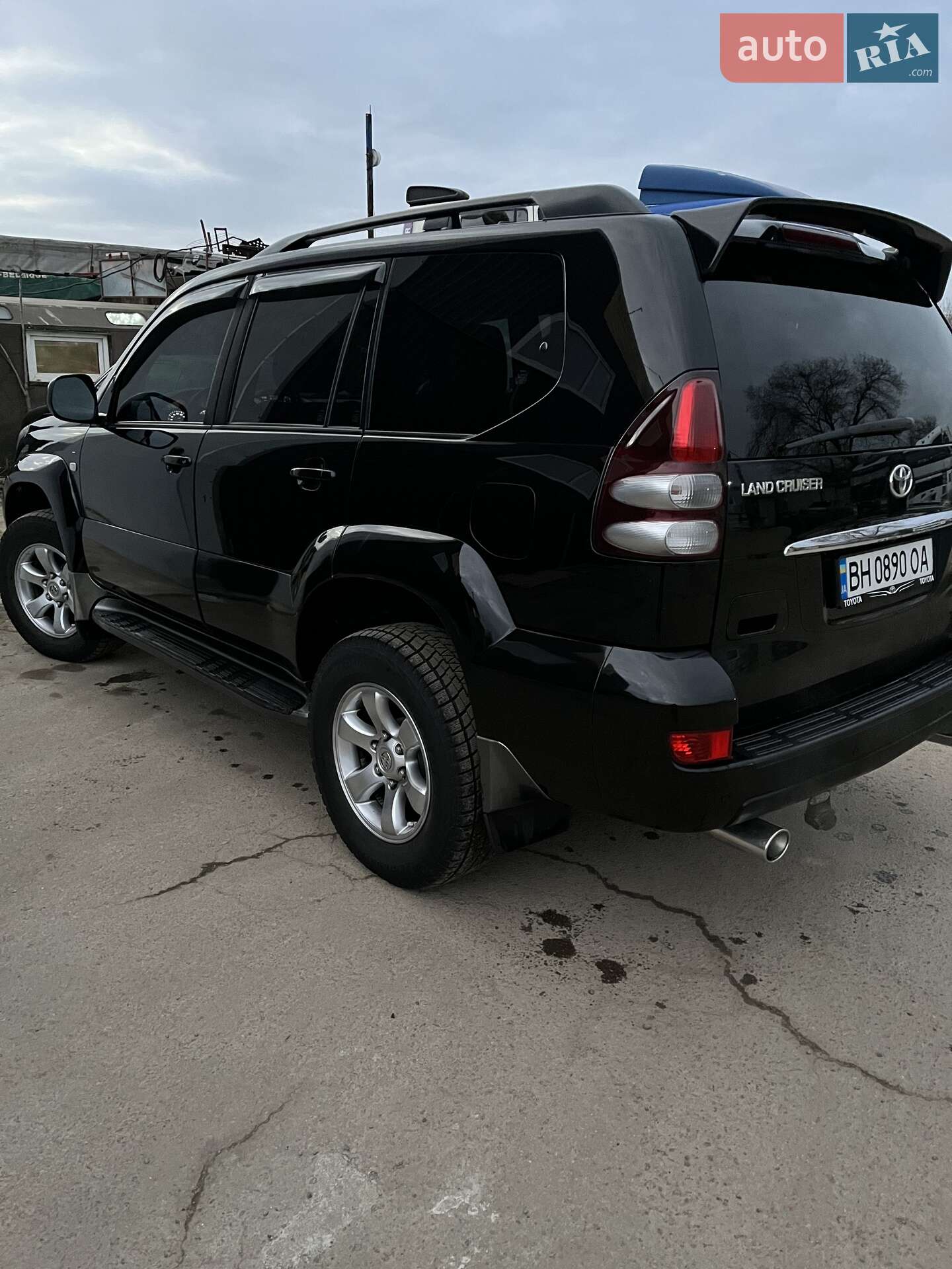 Головне фото звіту автомобіля TOYOTA LAND CRUISER PRADO 120 2008