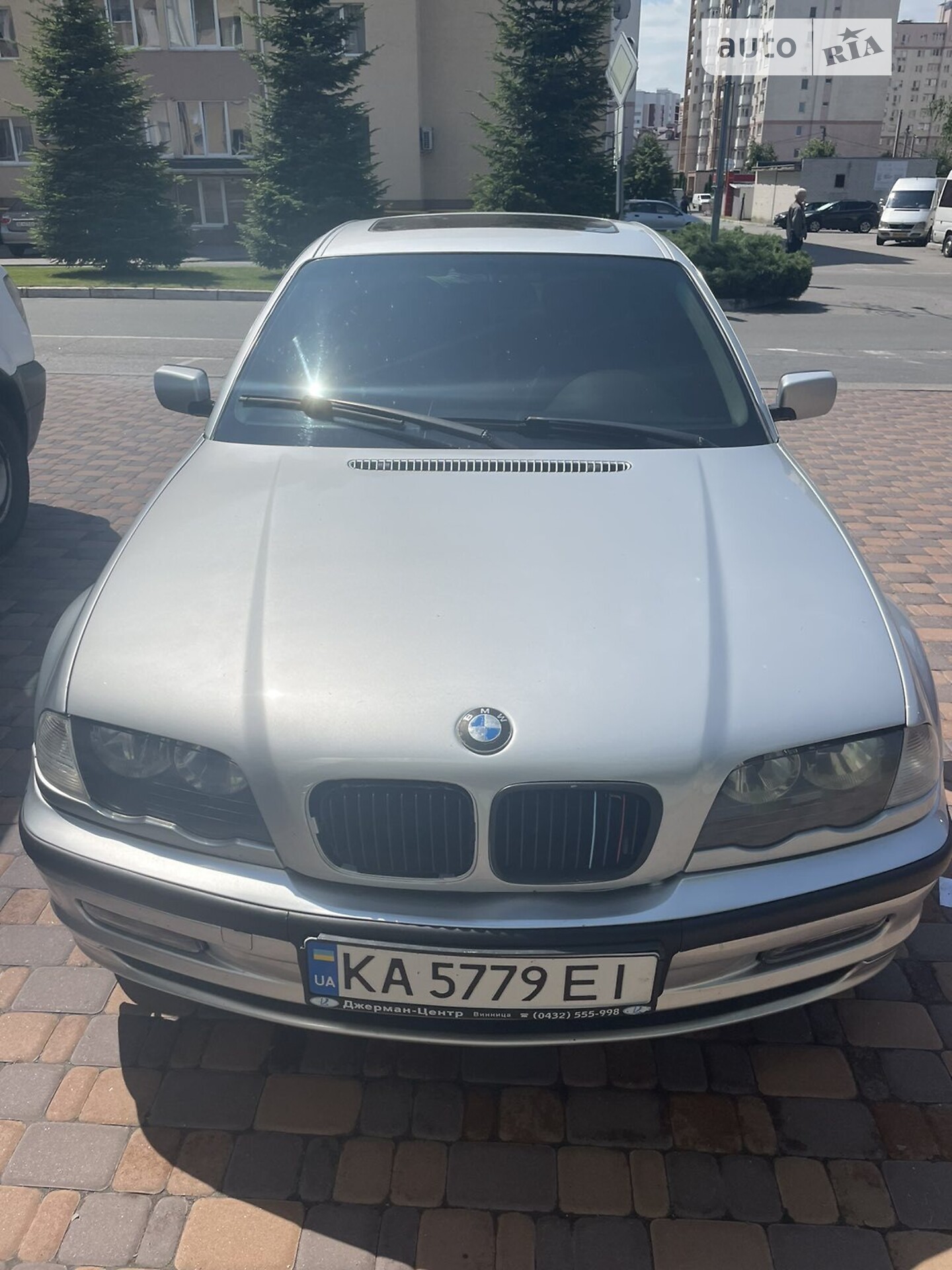 BMW 323I 1999