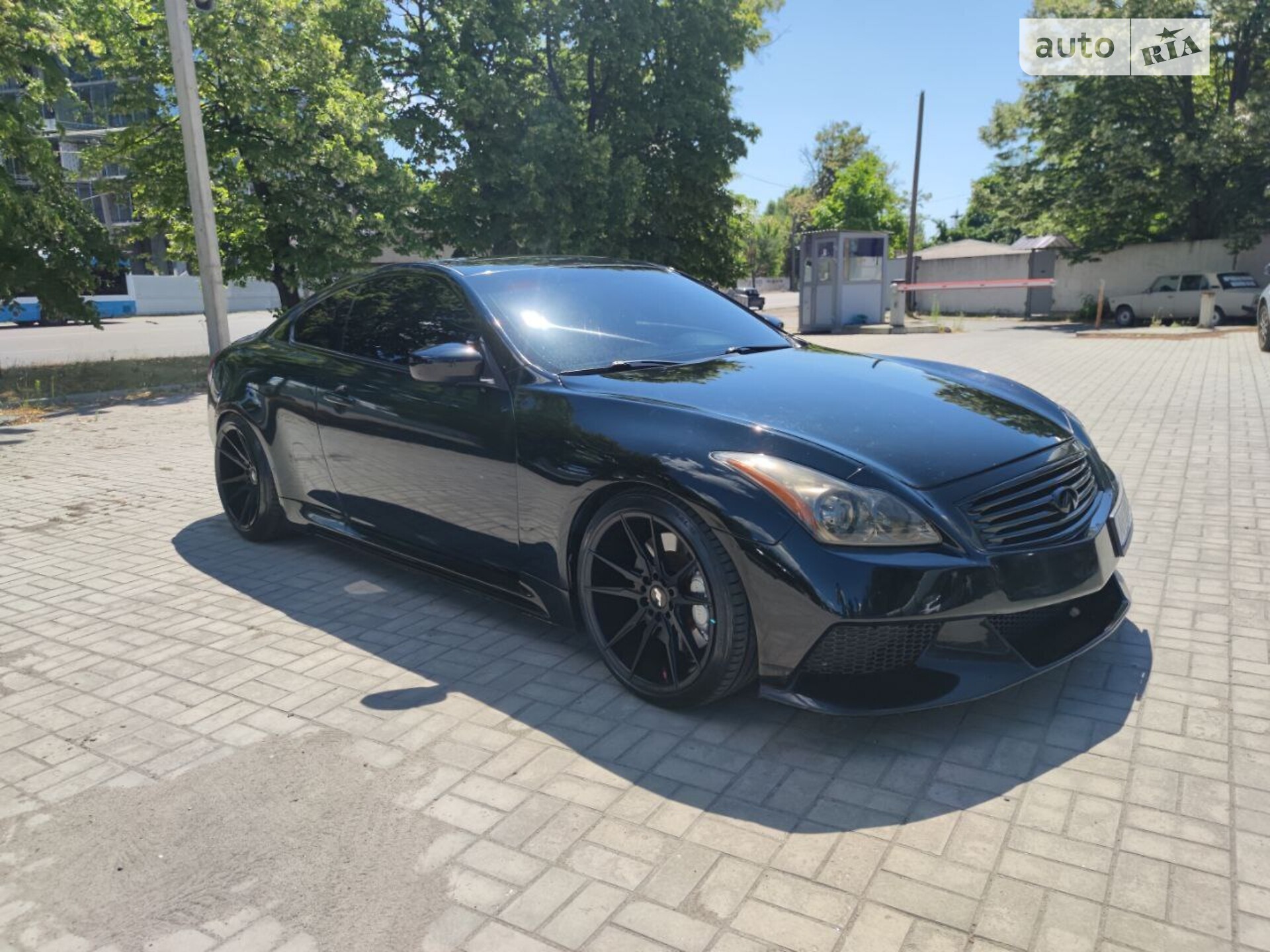 INFINITI G37 2007