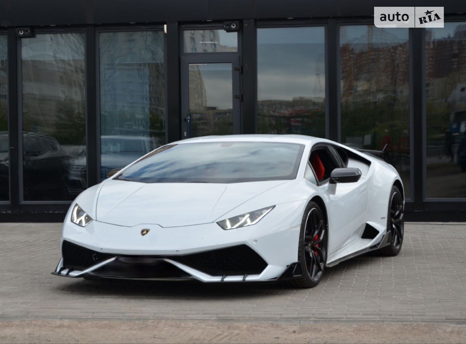 LAMBORGHINI HURACAN 2014
