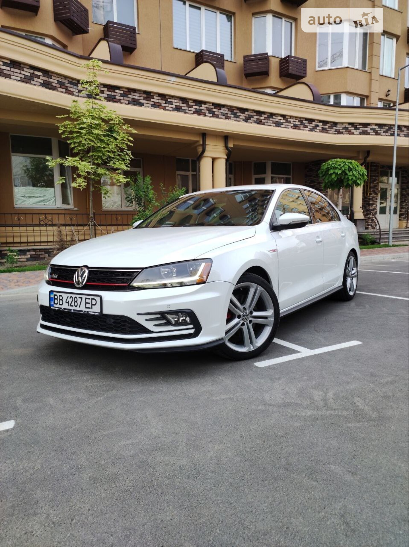 VOLKSWAGEN JETTA 2017