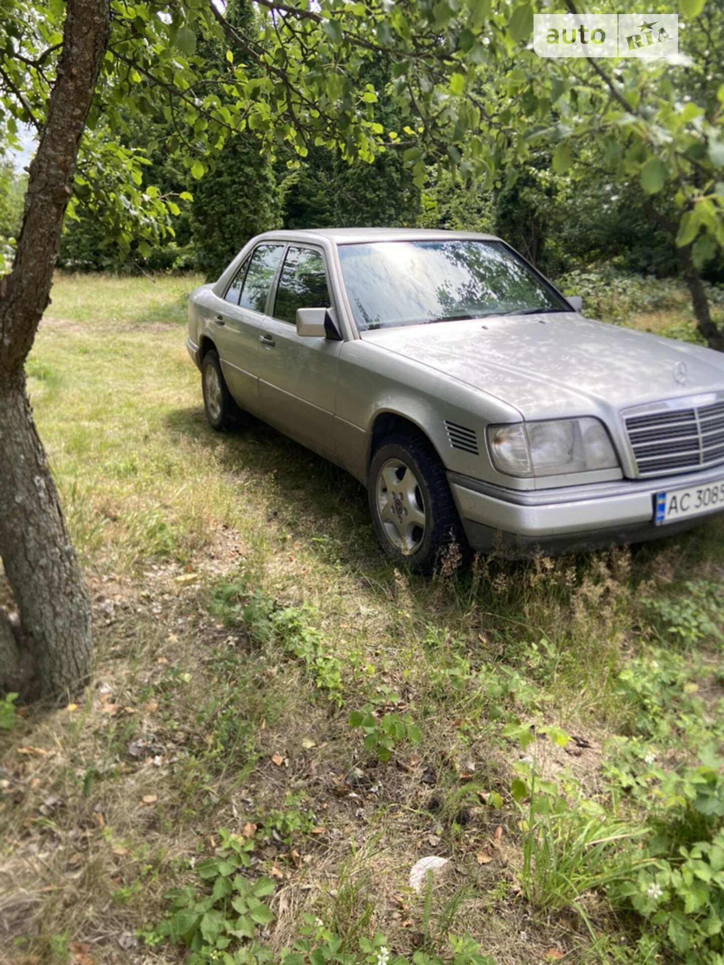 MERCEDES-BENZ E 250 1994