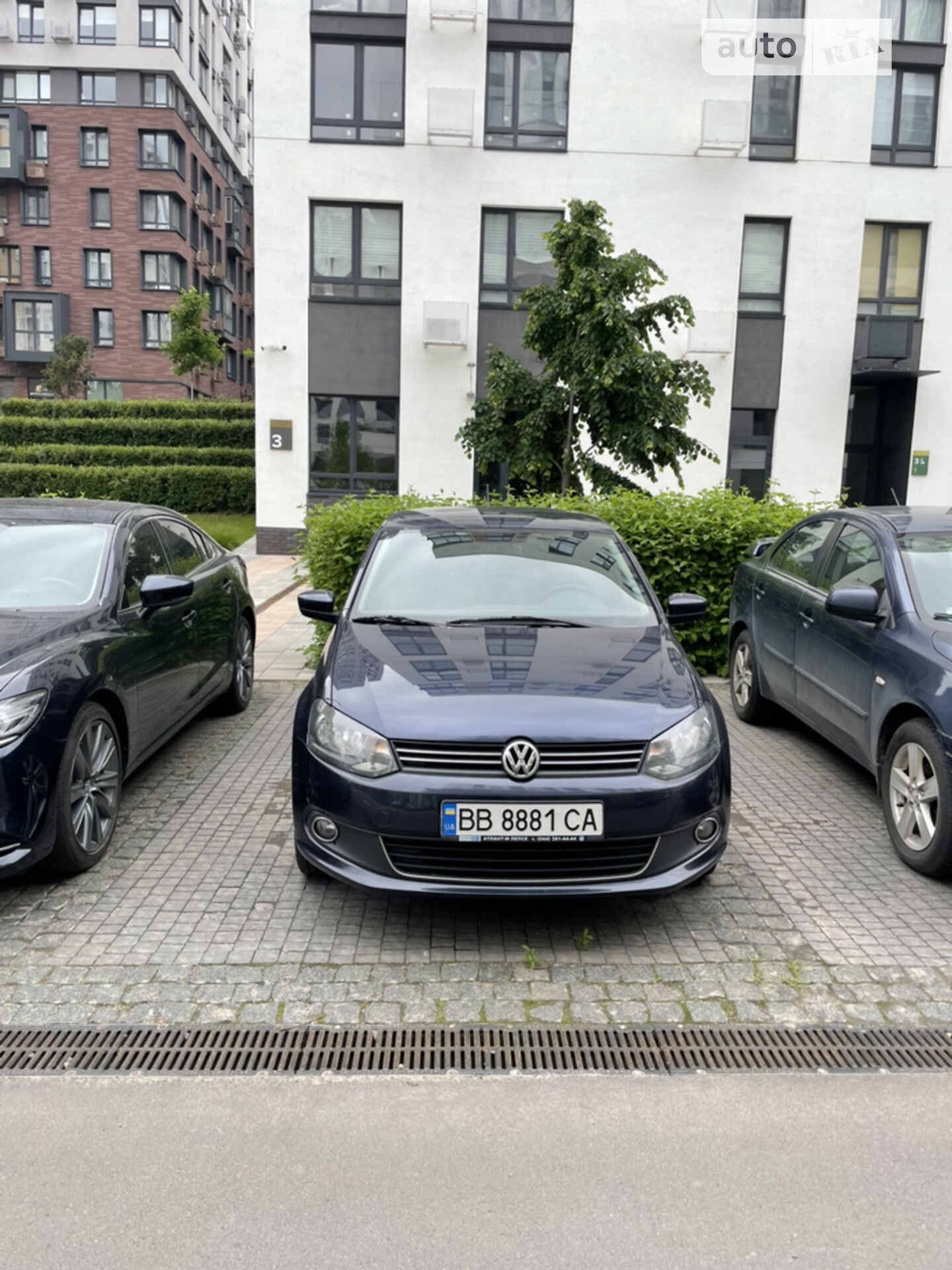 VOLKSWAGEN POLO 2013
