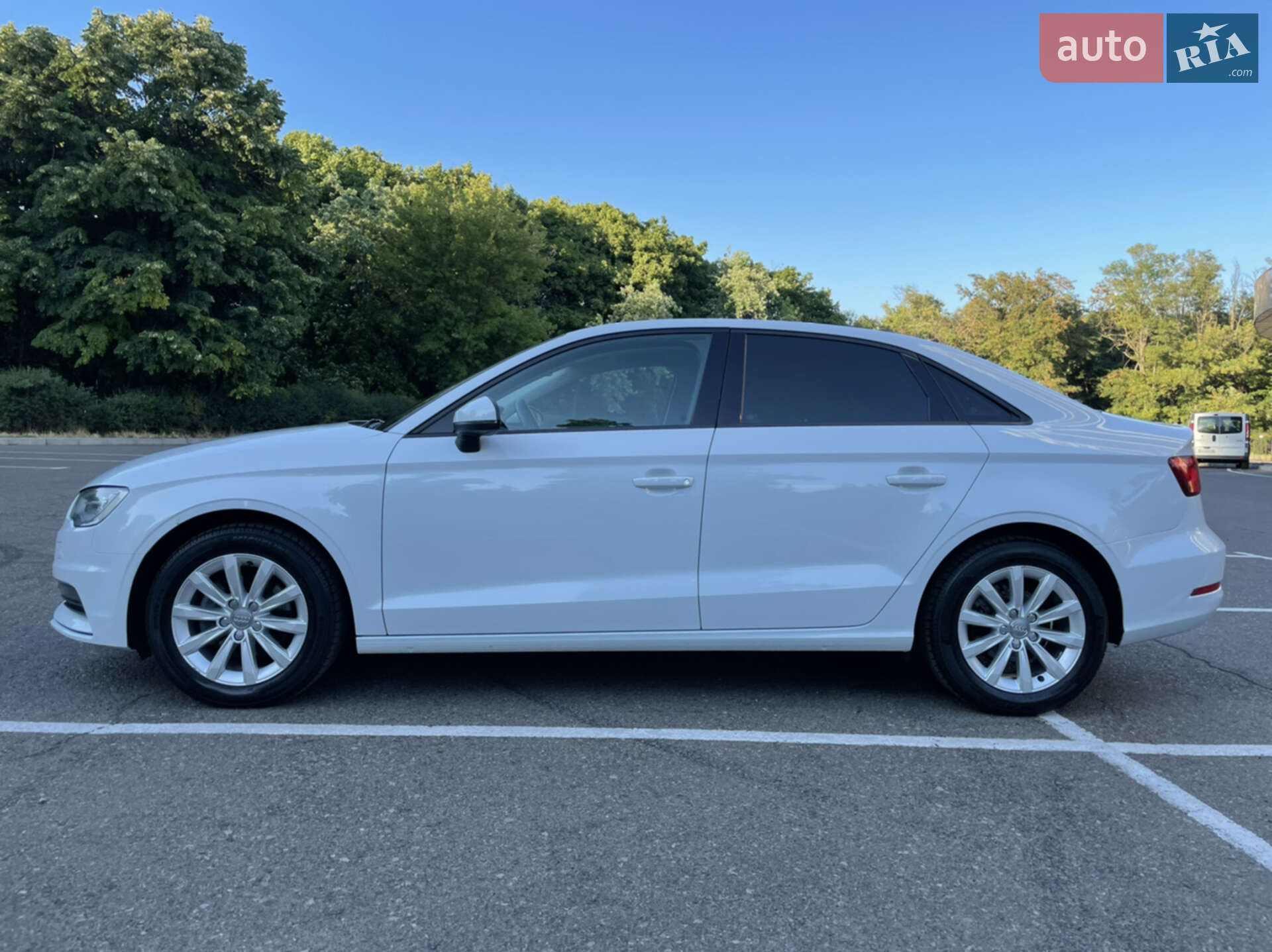 Головне фото звіту автомобіля AUDI A3 2015