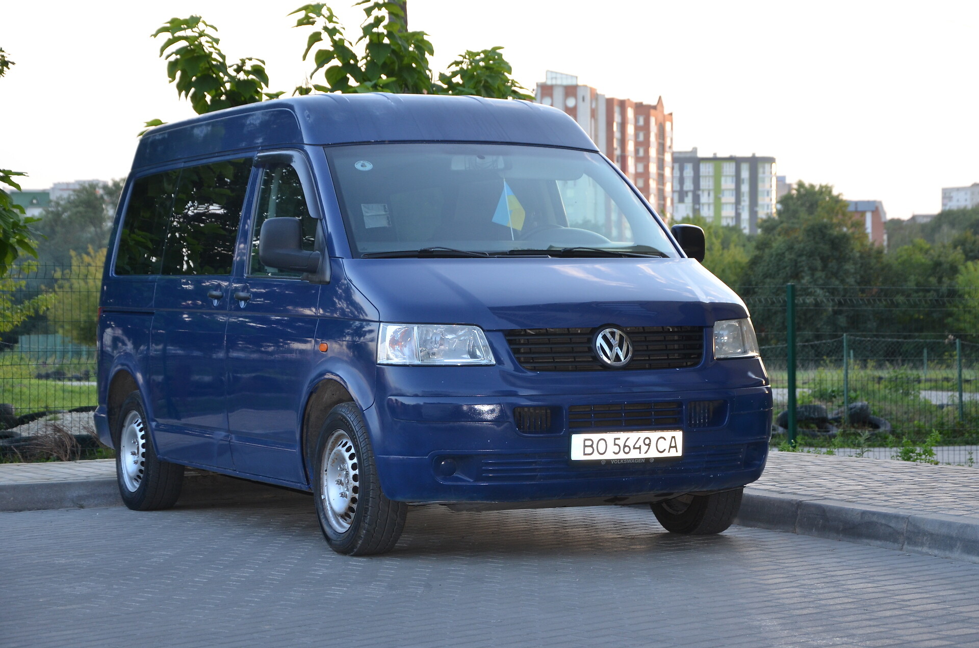 VOLKSWAGEN TRANSPORTER 2004