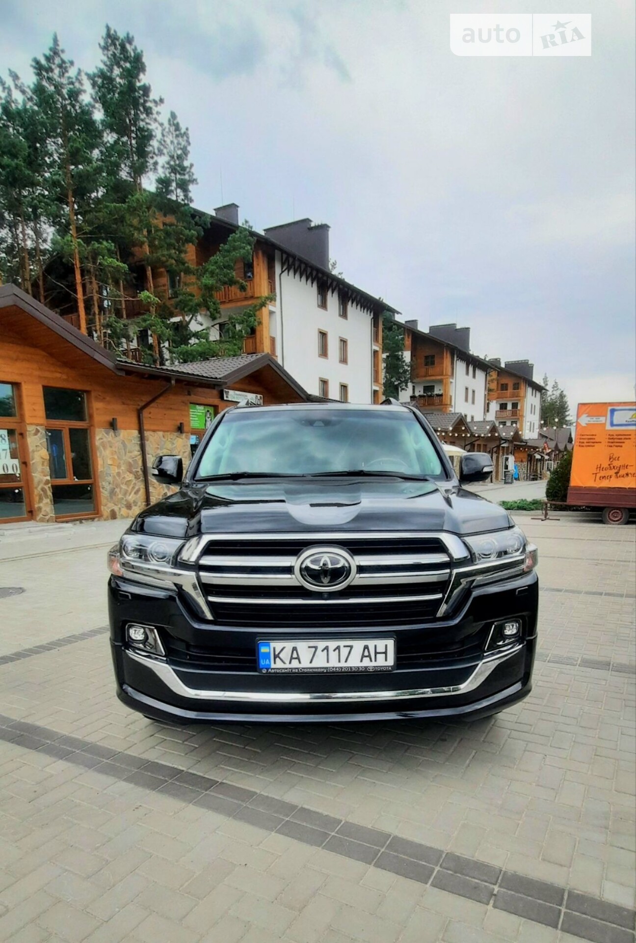 TOYOTA LAND CRUISER 200 2020