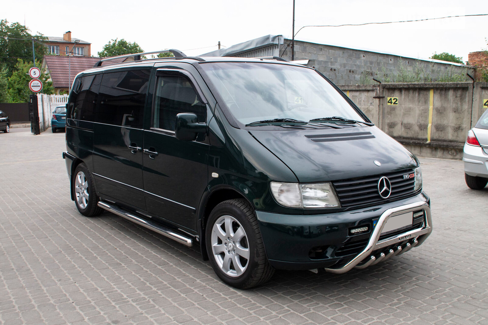 MERCEDES-BENZ VITO 2001