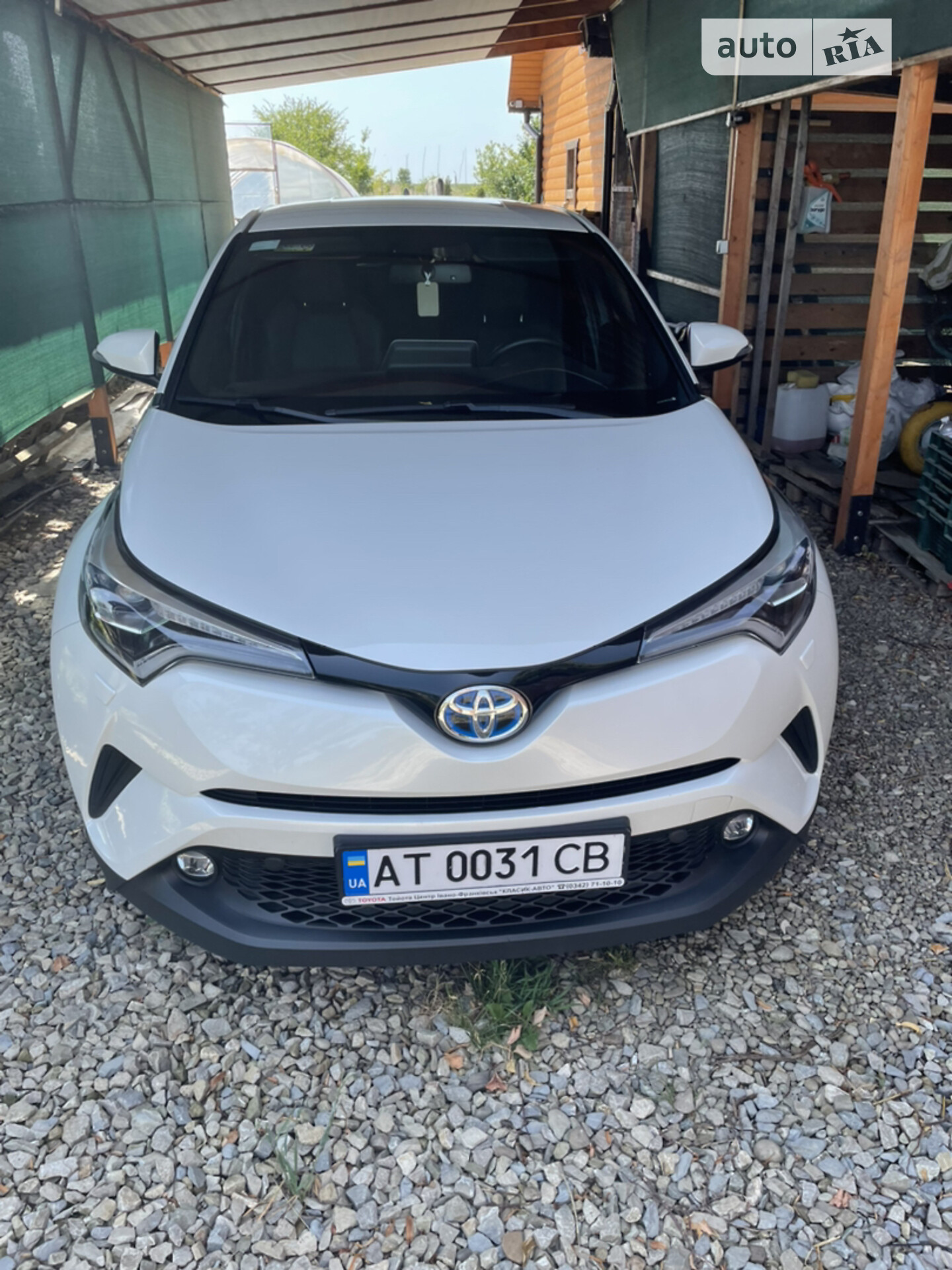TOYOTA C-HR HYBRID 2018