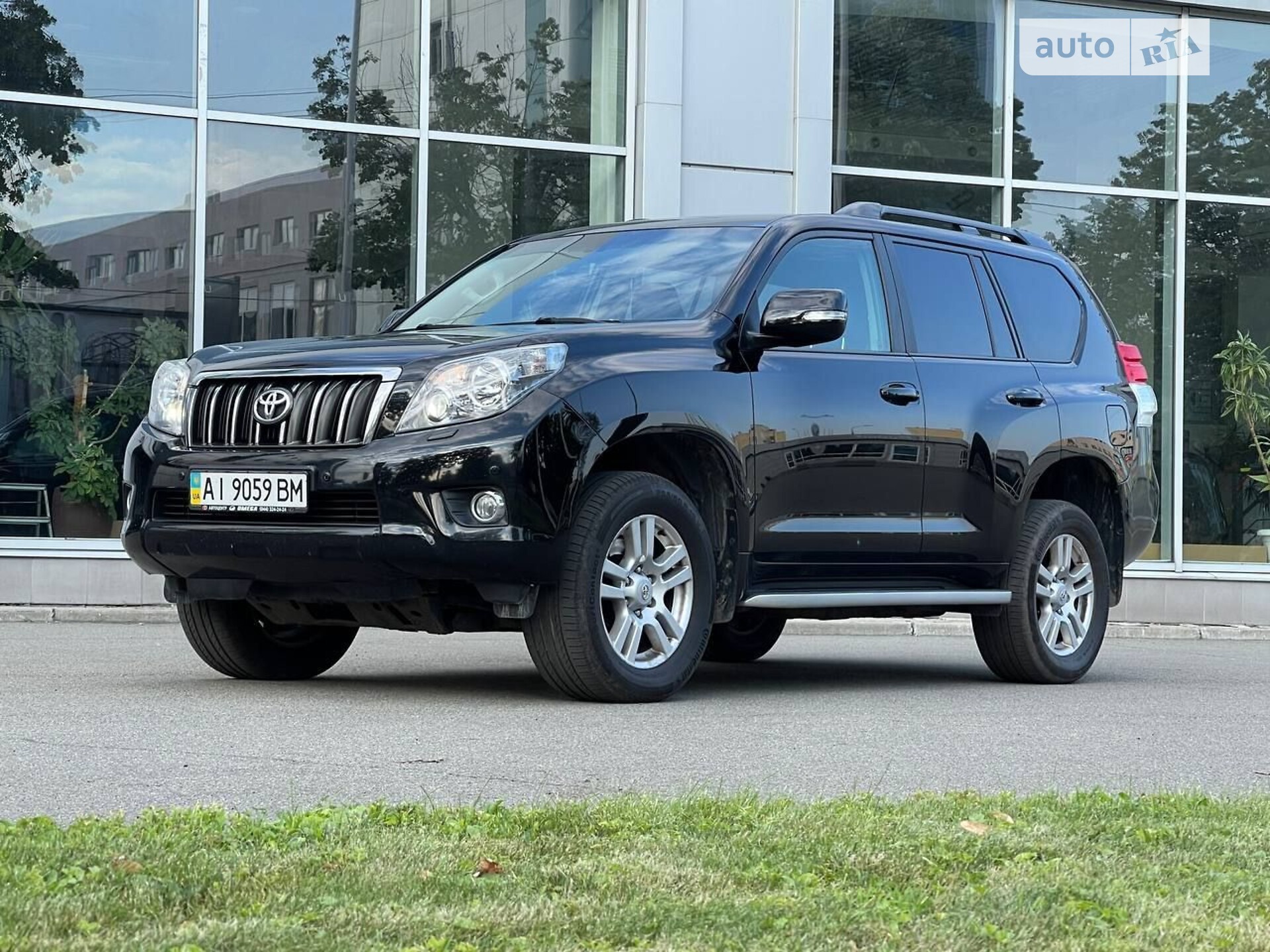 TOYOTA LAND CRUISER PRADO 150 2010