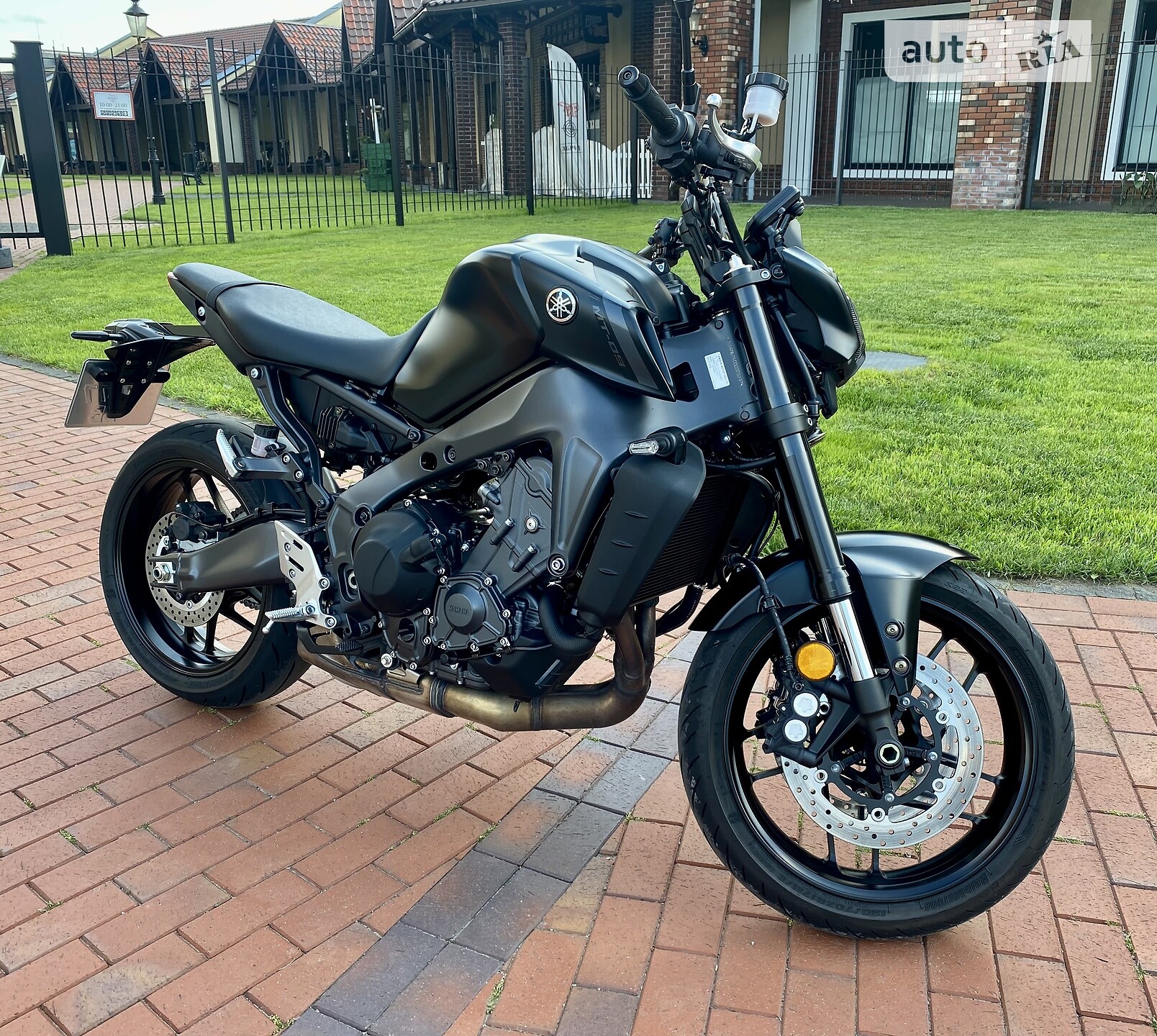 Головне фото звіту автомобіля YAMAHA MT 09 2021