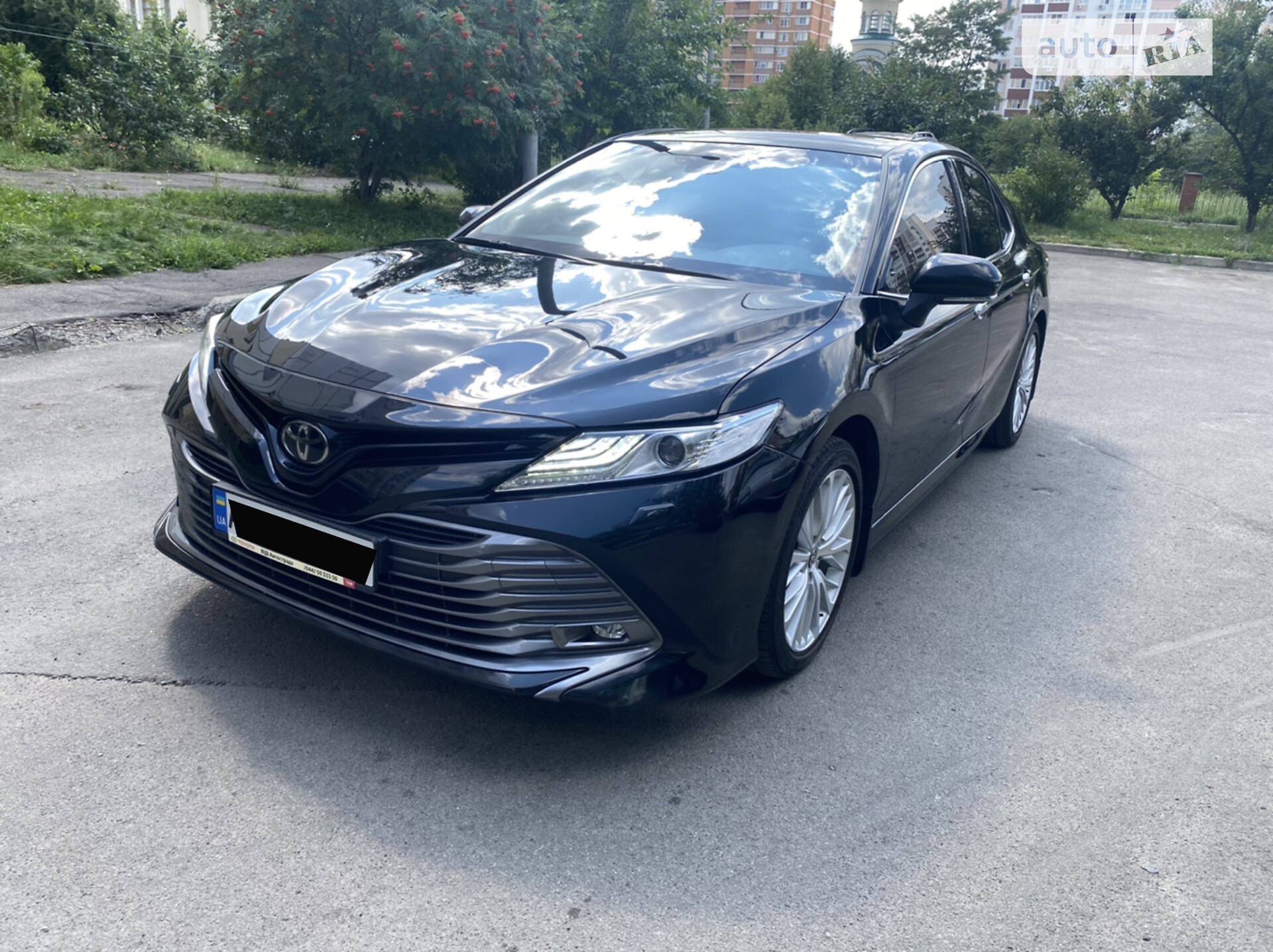 TOYOTA CAMRY