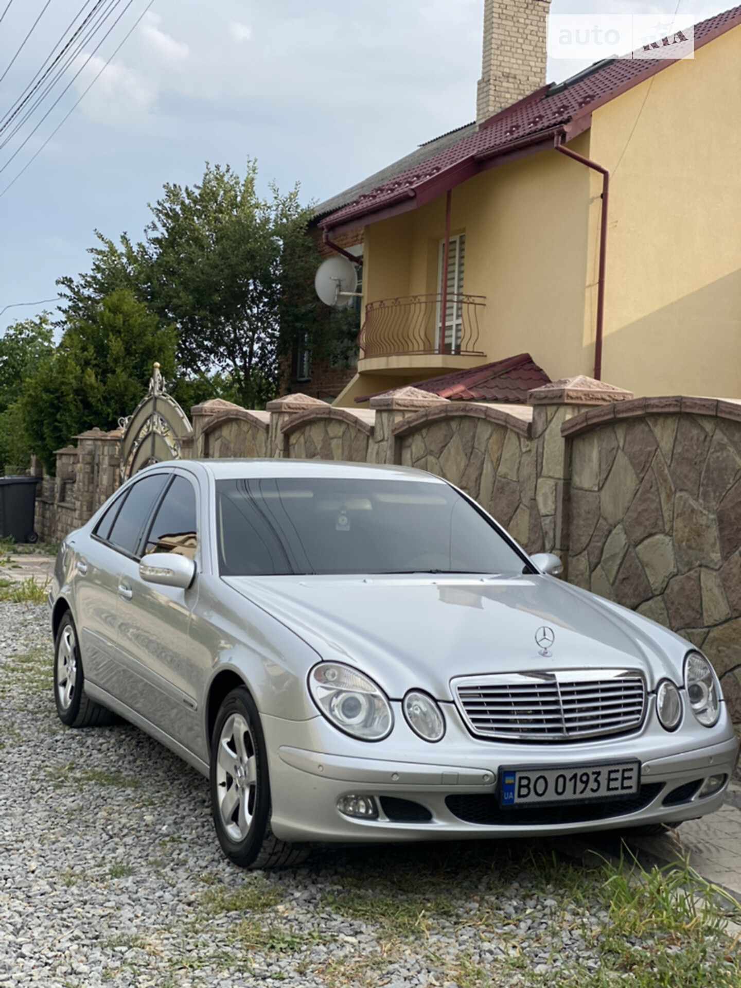 MERCEDES-BENZ E 270 CDI 2003