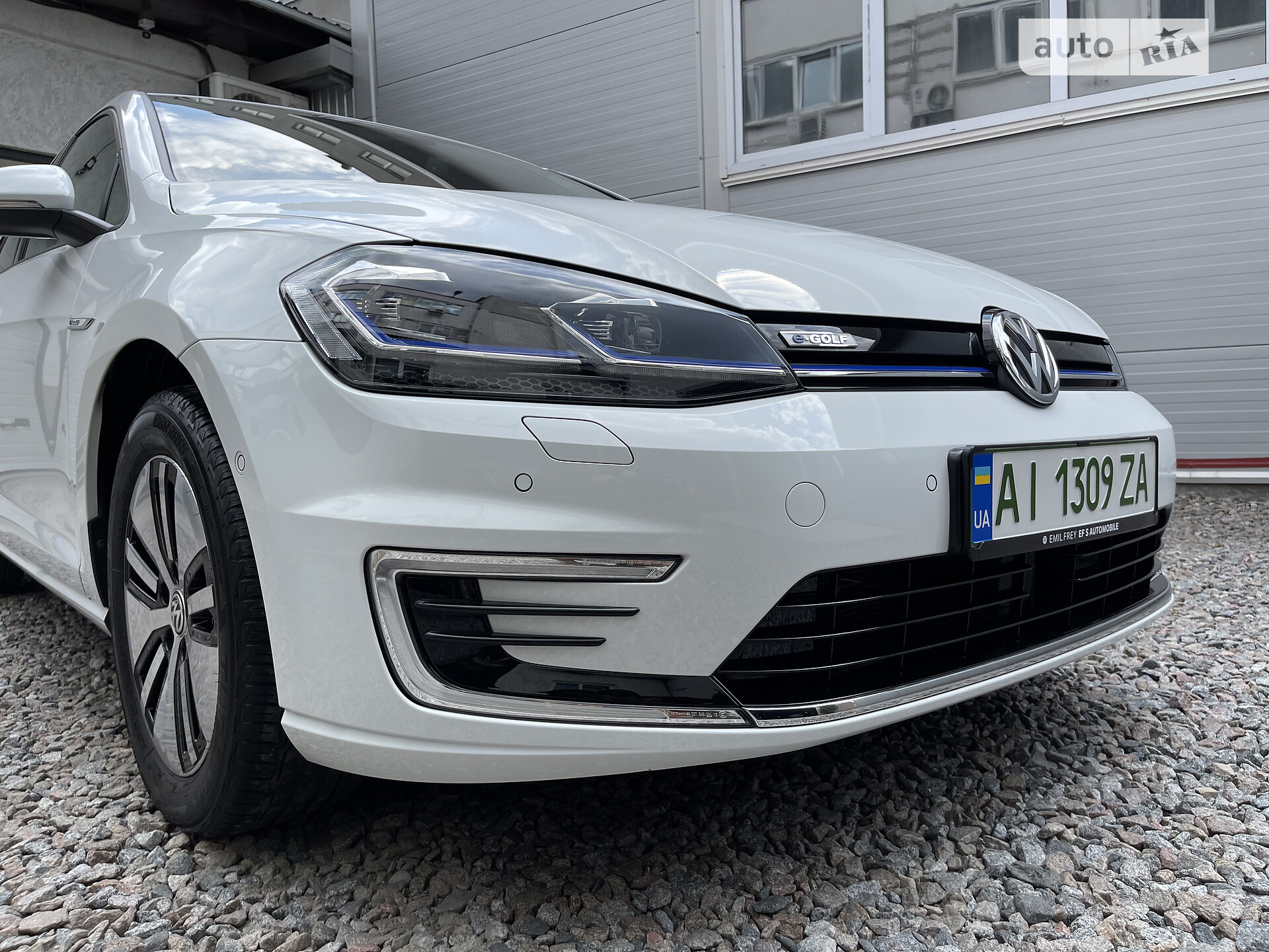 VOLKSWAGEN E-GOLF 2019