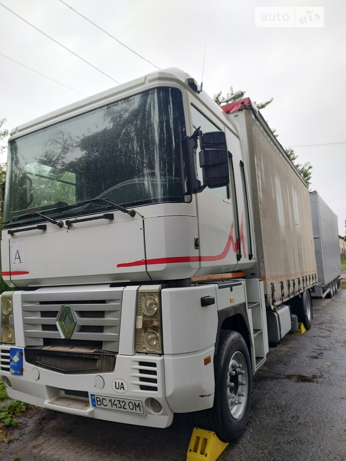 RENAULT MAGNUM 400 2001