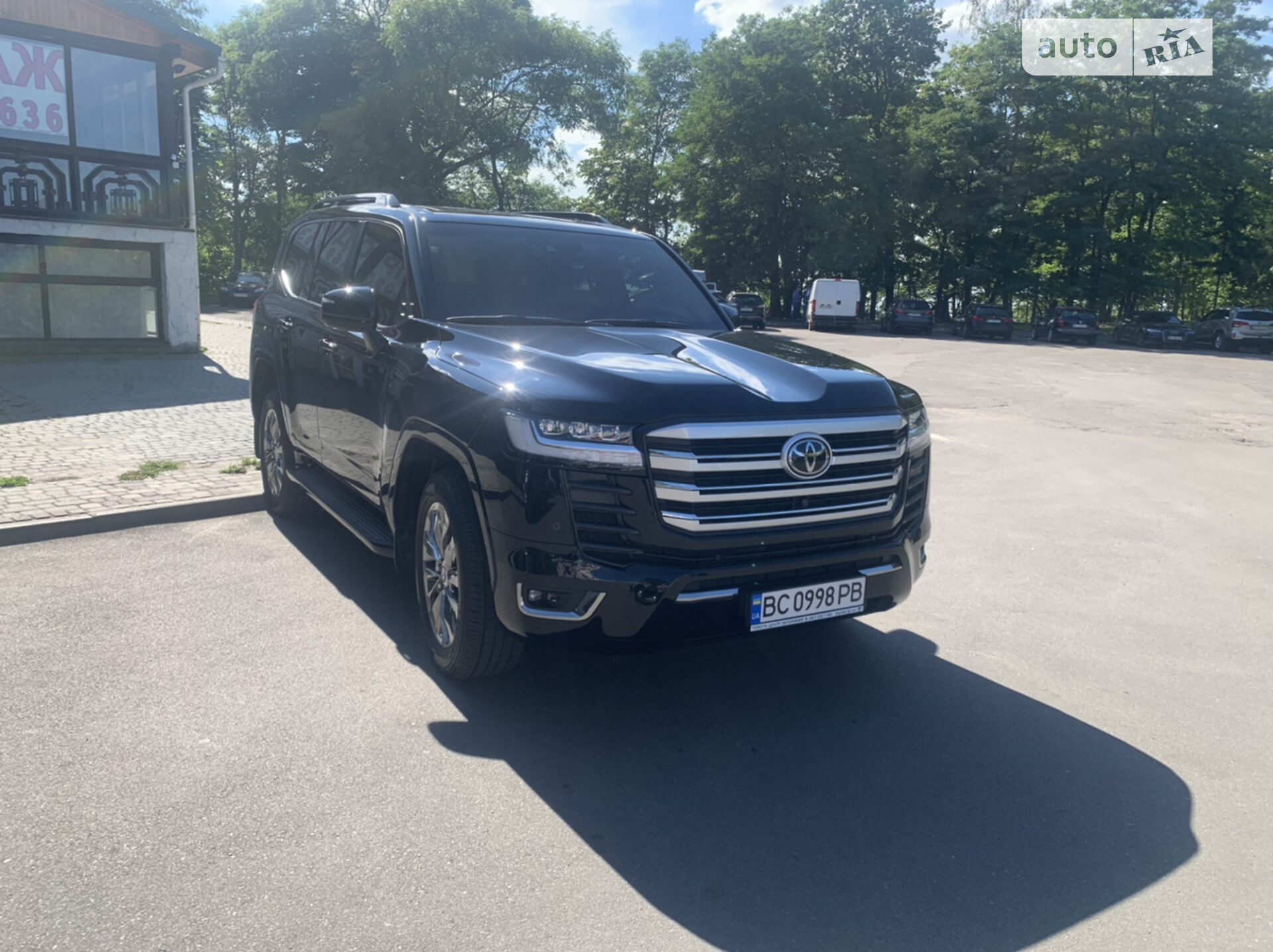 TOYOTA LAND CRUISER