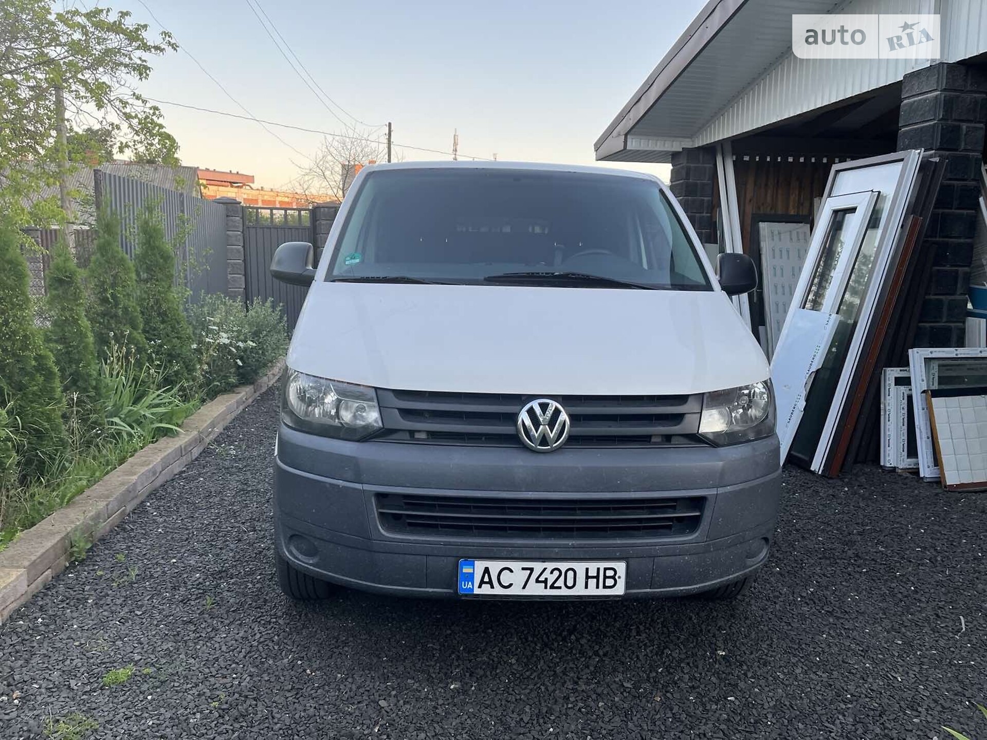 VOLKSWAGEN TRANSPORTER 2010