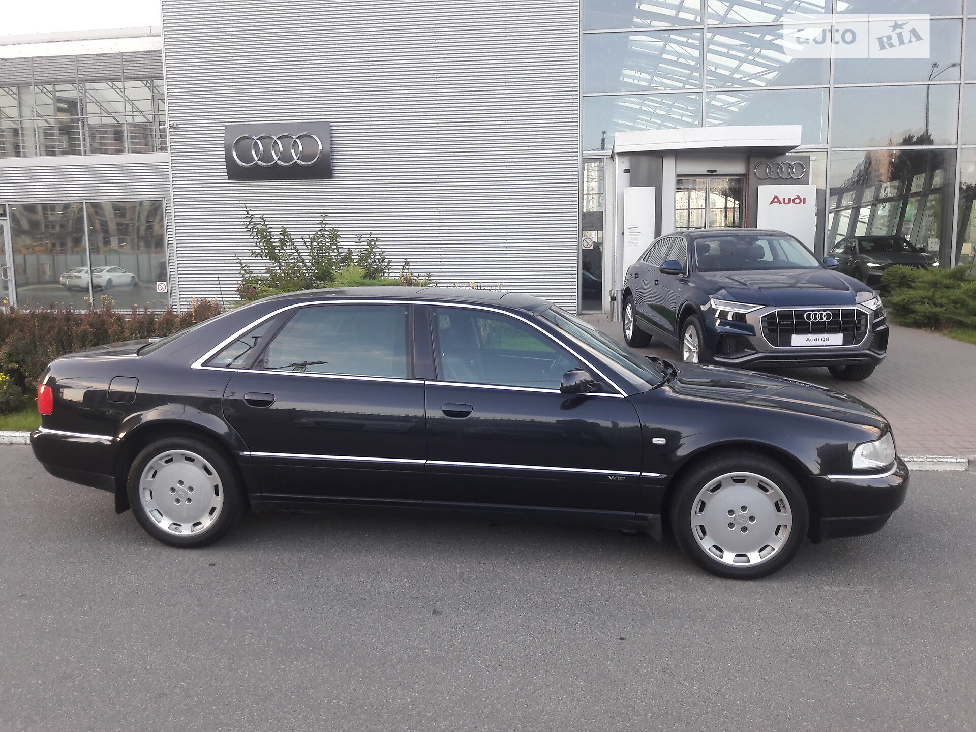 AUDI A8 2002