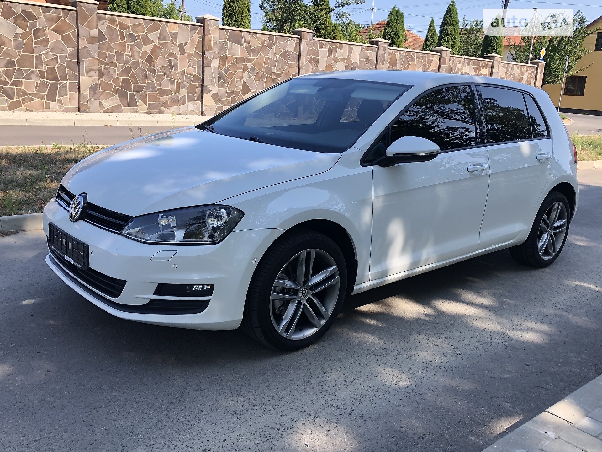 VOLKSWAGEN GOLF 2012