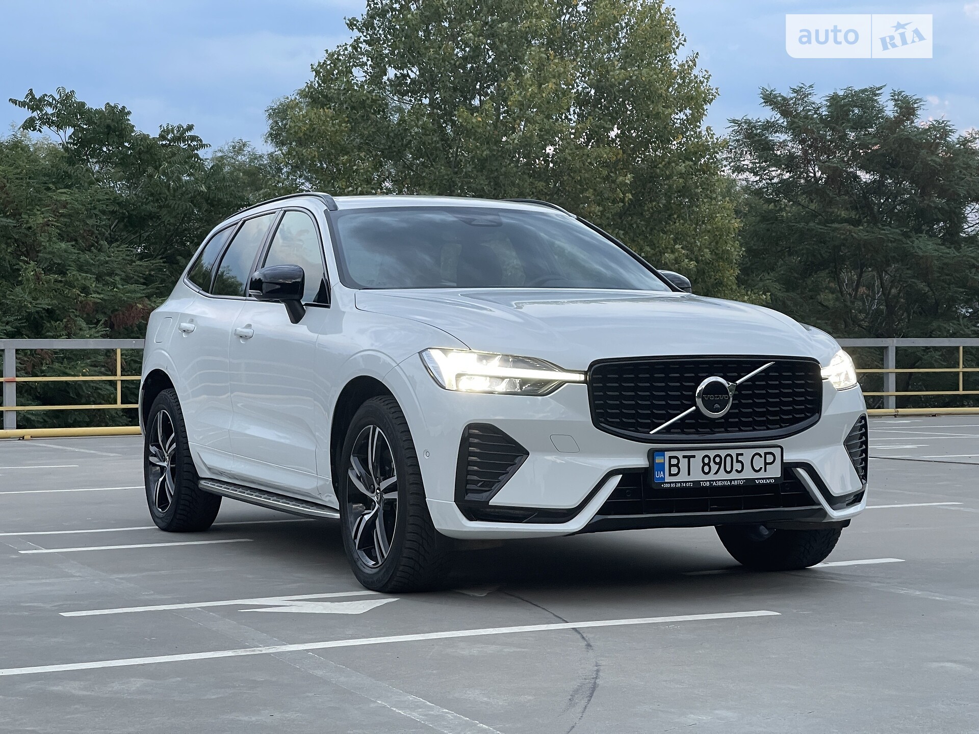 VOLVO XC60 2021