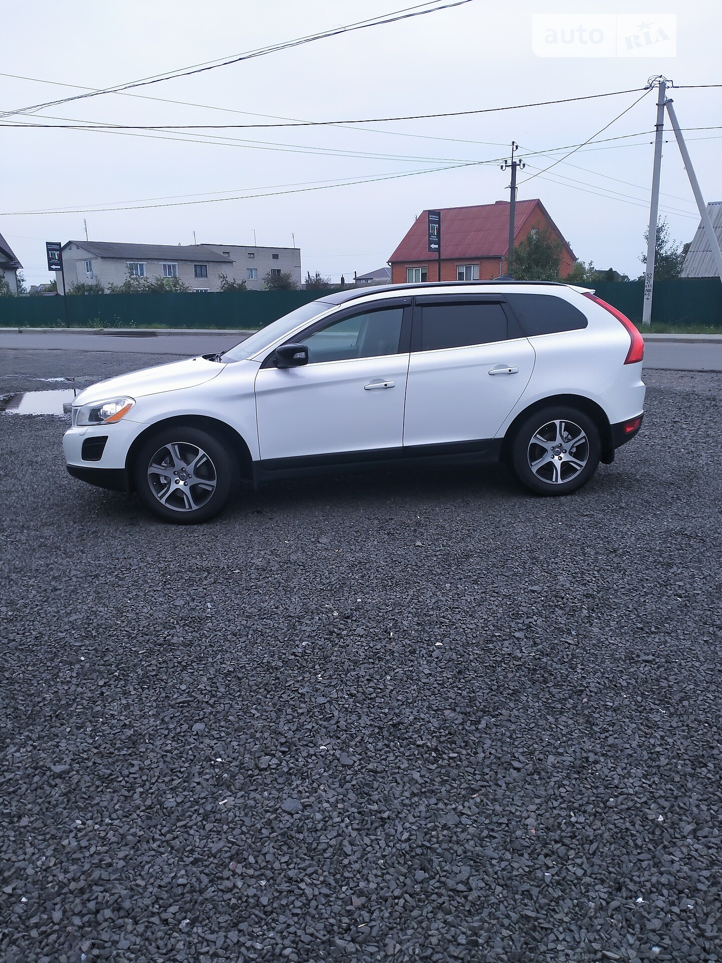 VOLVO XC60 2011