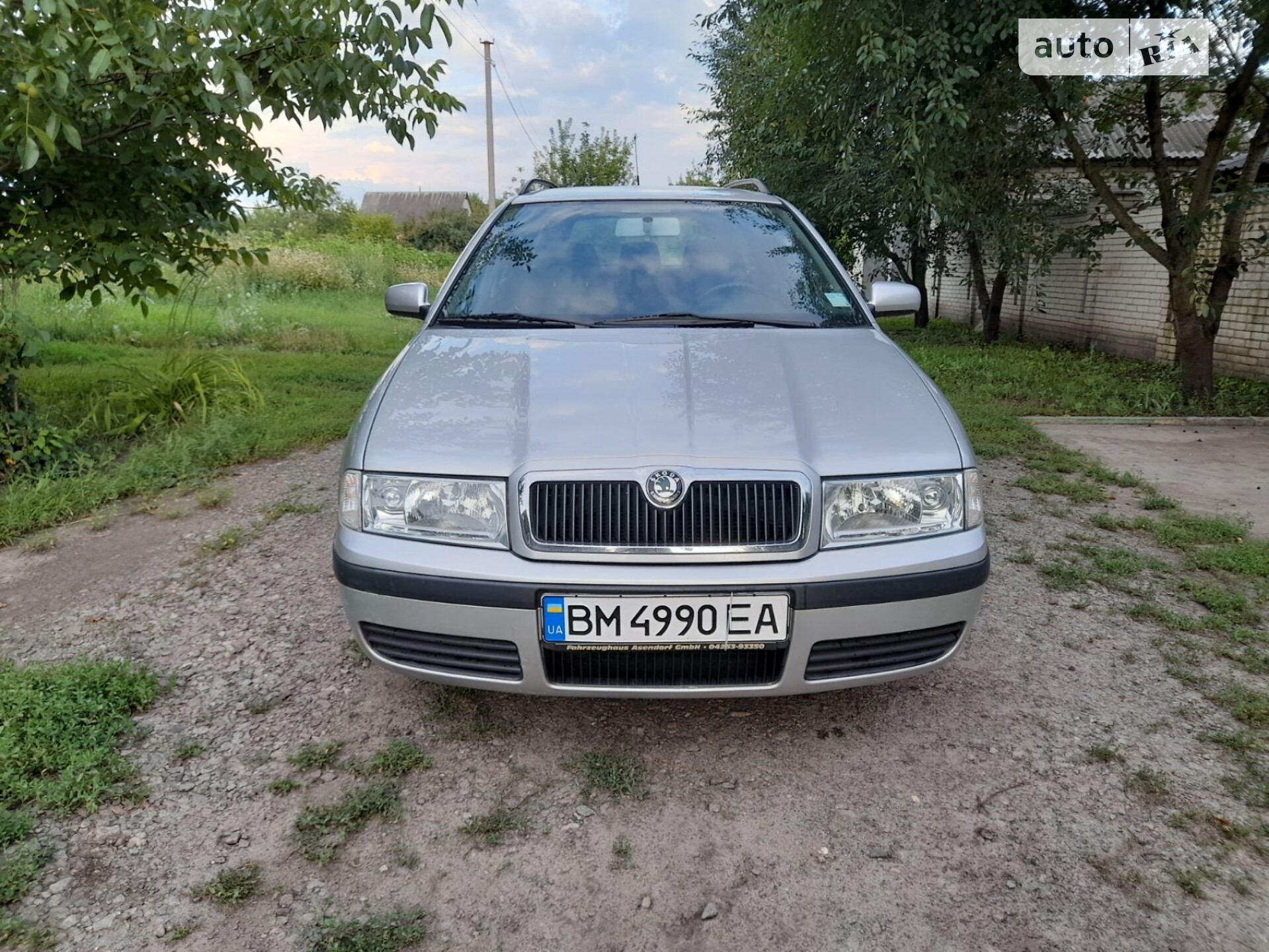 SKODA OCTAVIA COMBI 2004