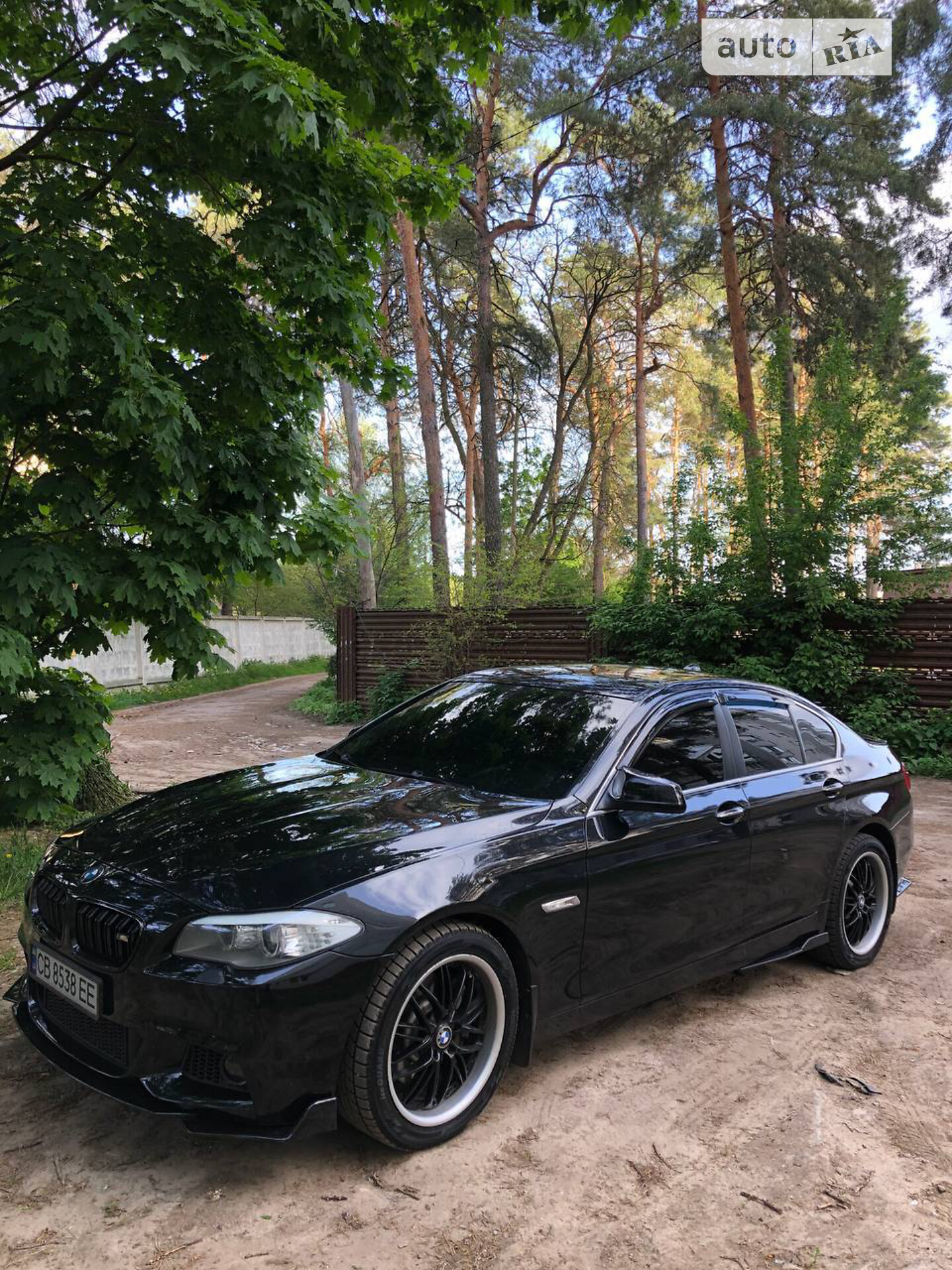 BMW 523I 2011