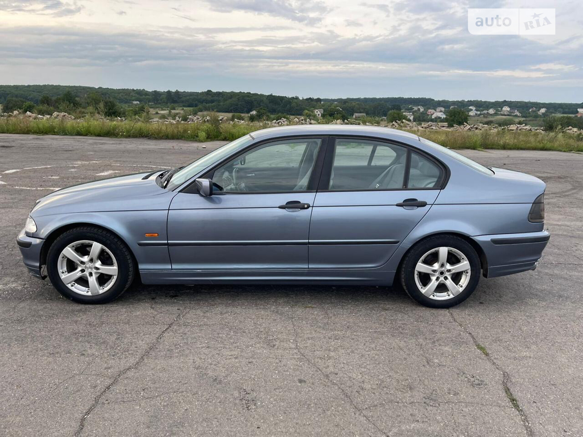 BMW 318I 1998