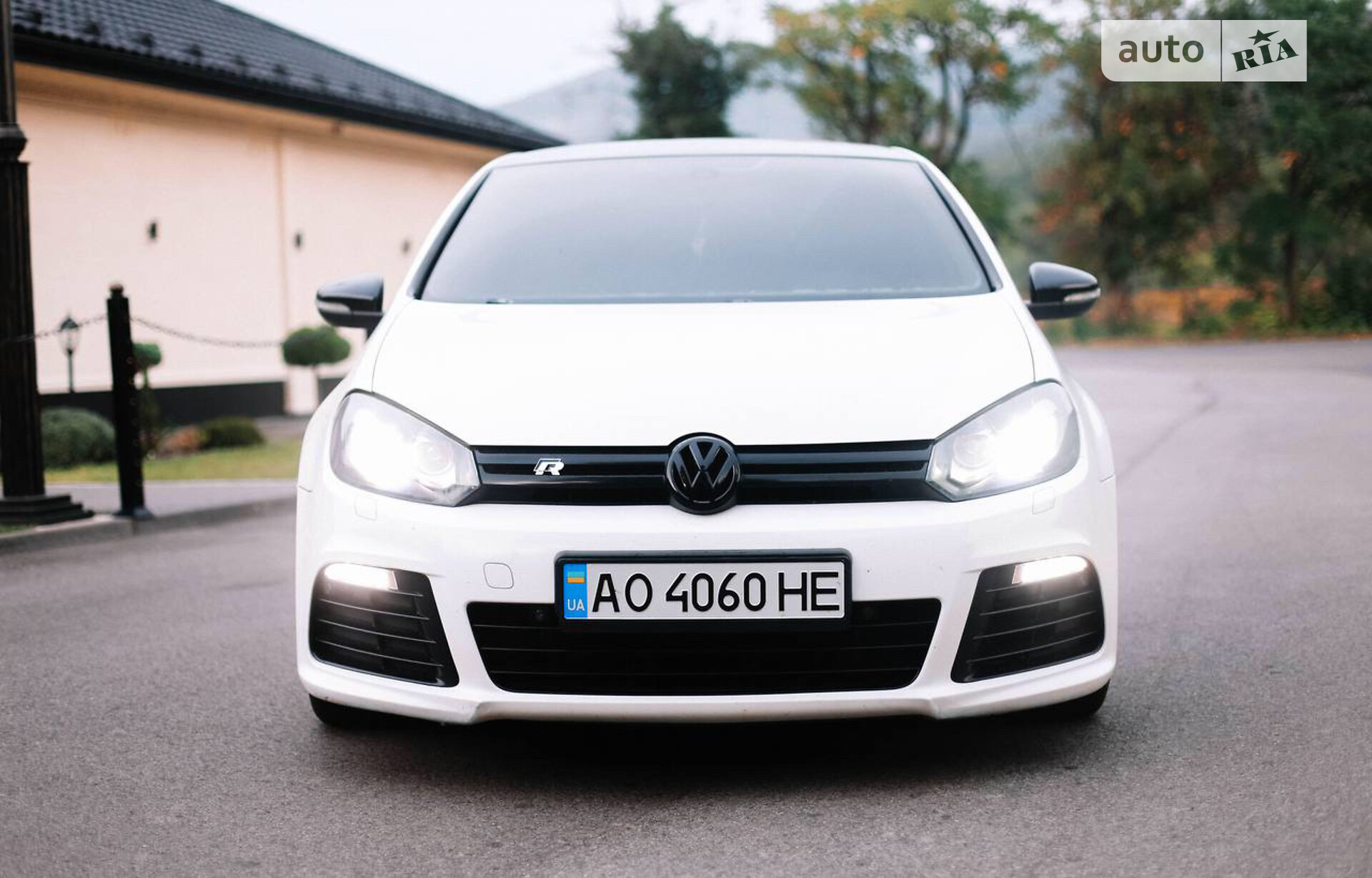 VOLKSWAGEN GOLF 2010