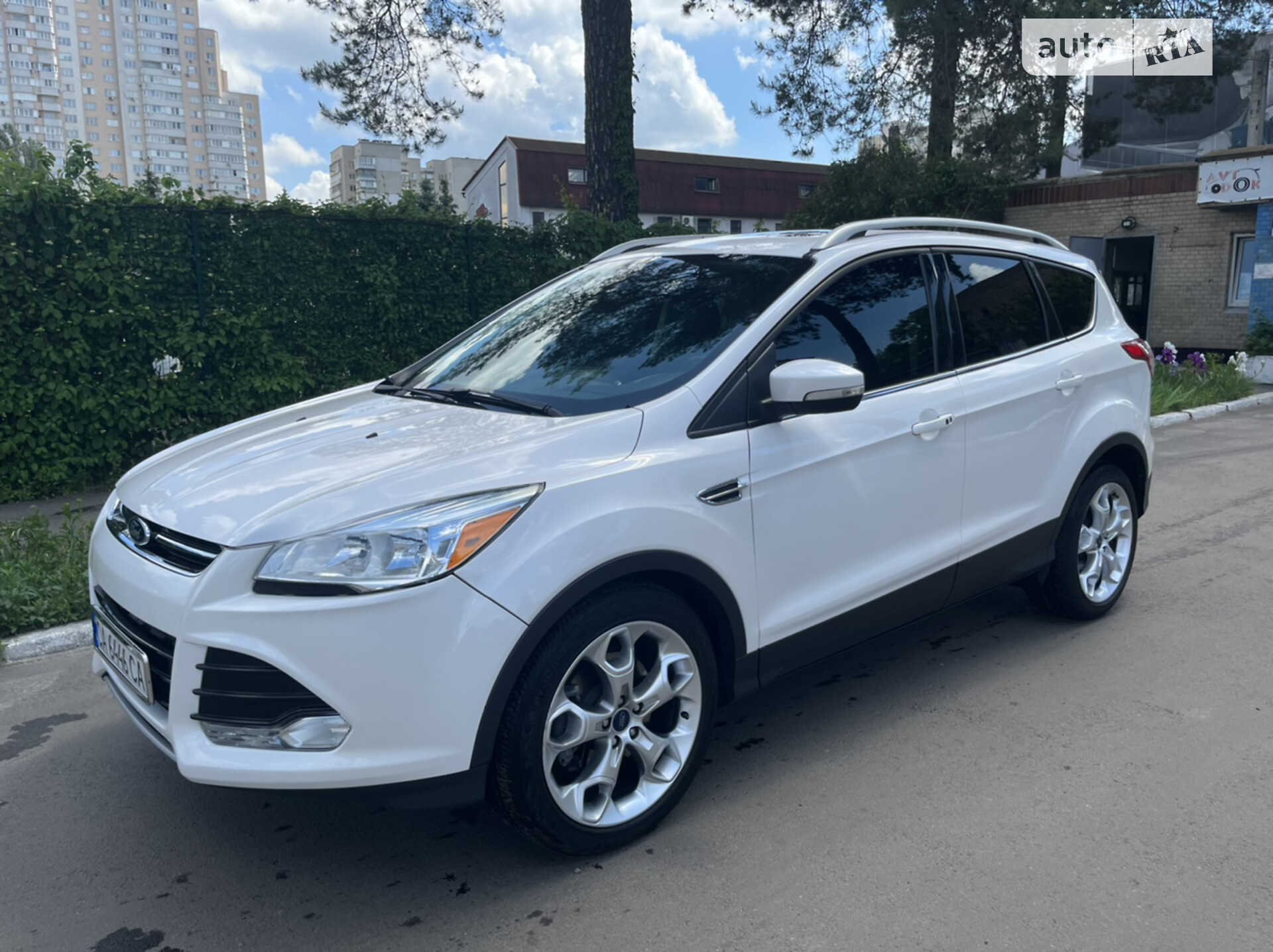 Головне фото звіту автомобіля FORD ESCAPE 2014