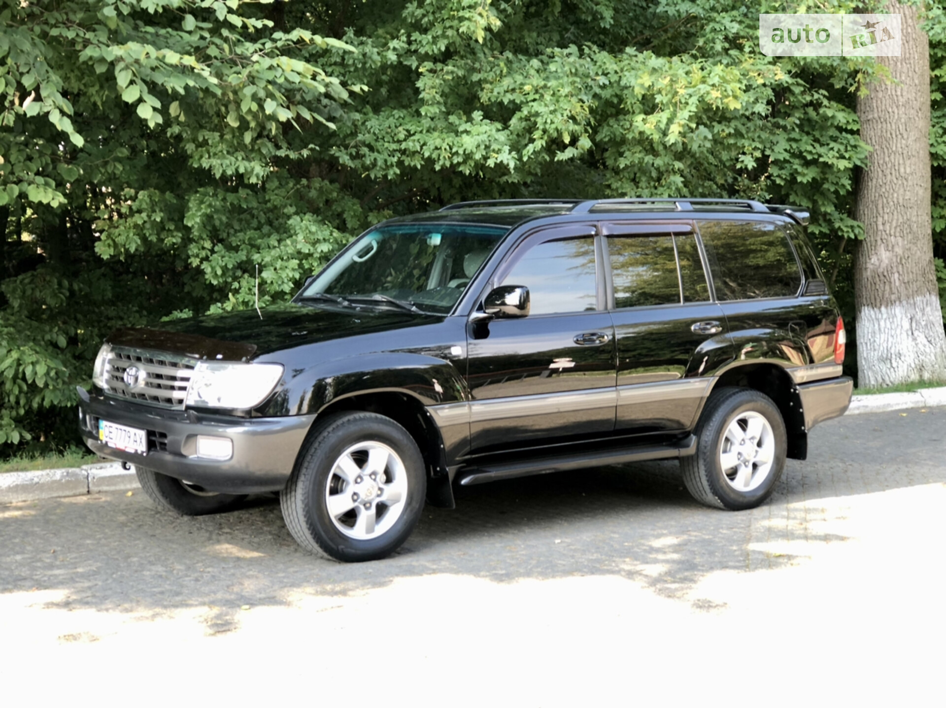TOYOTA LAND CRUISER 2004