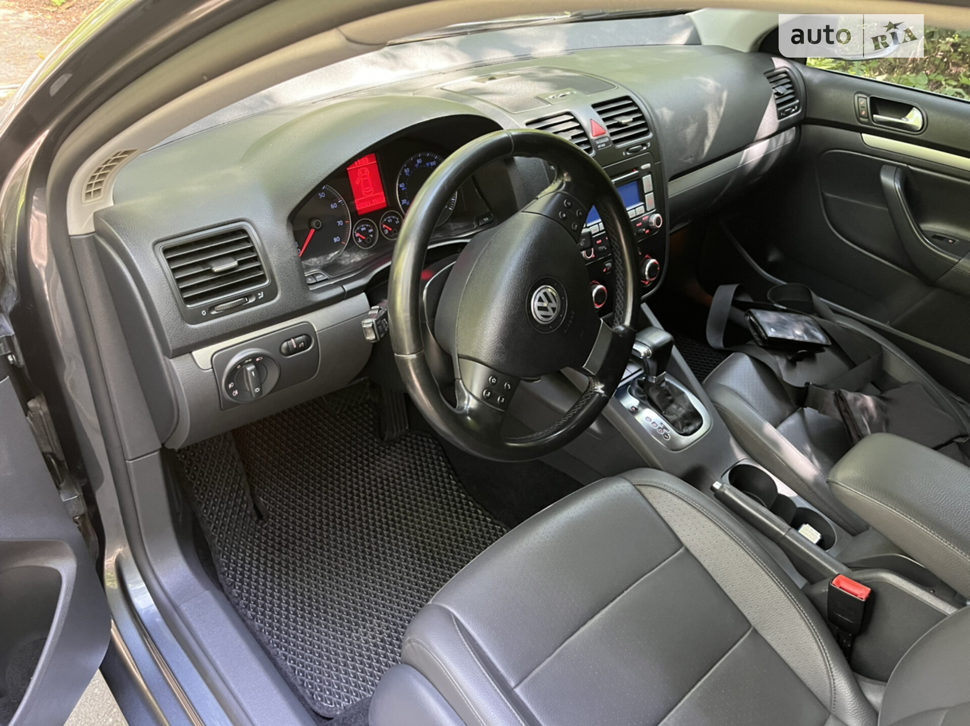 VOLKSWAGEN JETTA 2008
