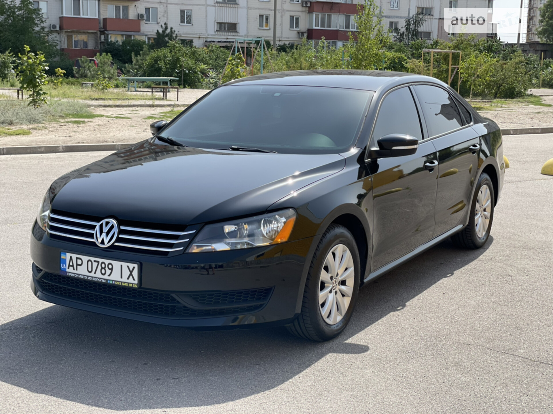 VOLKSWAGEN PASSAT 2012