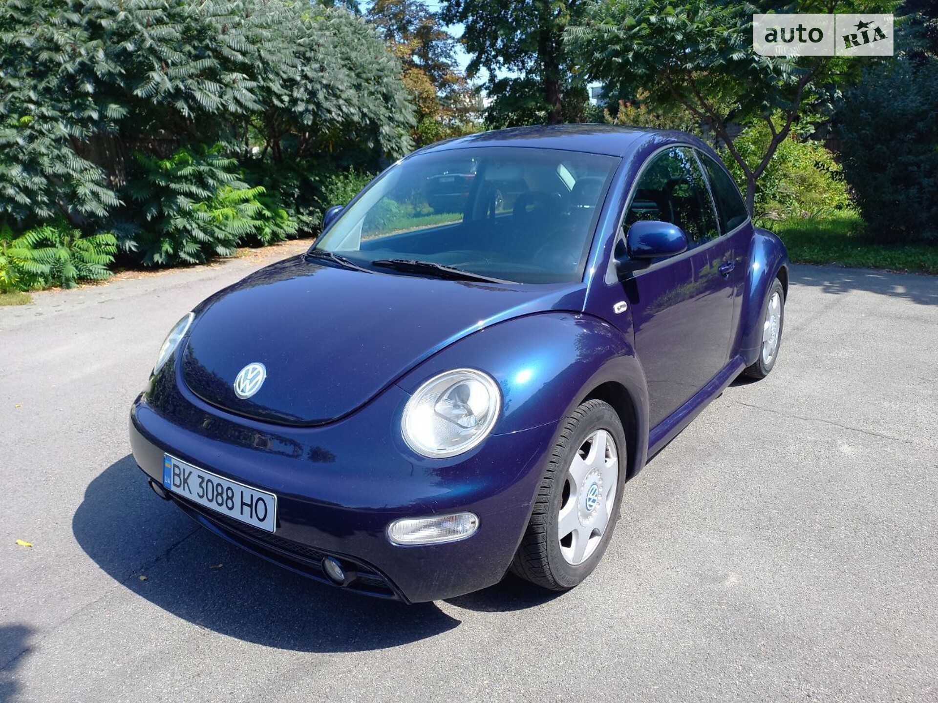 VOLKSWAGEN NEW BEETLE 1999