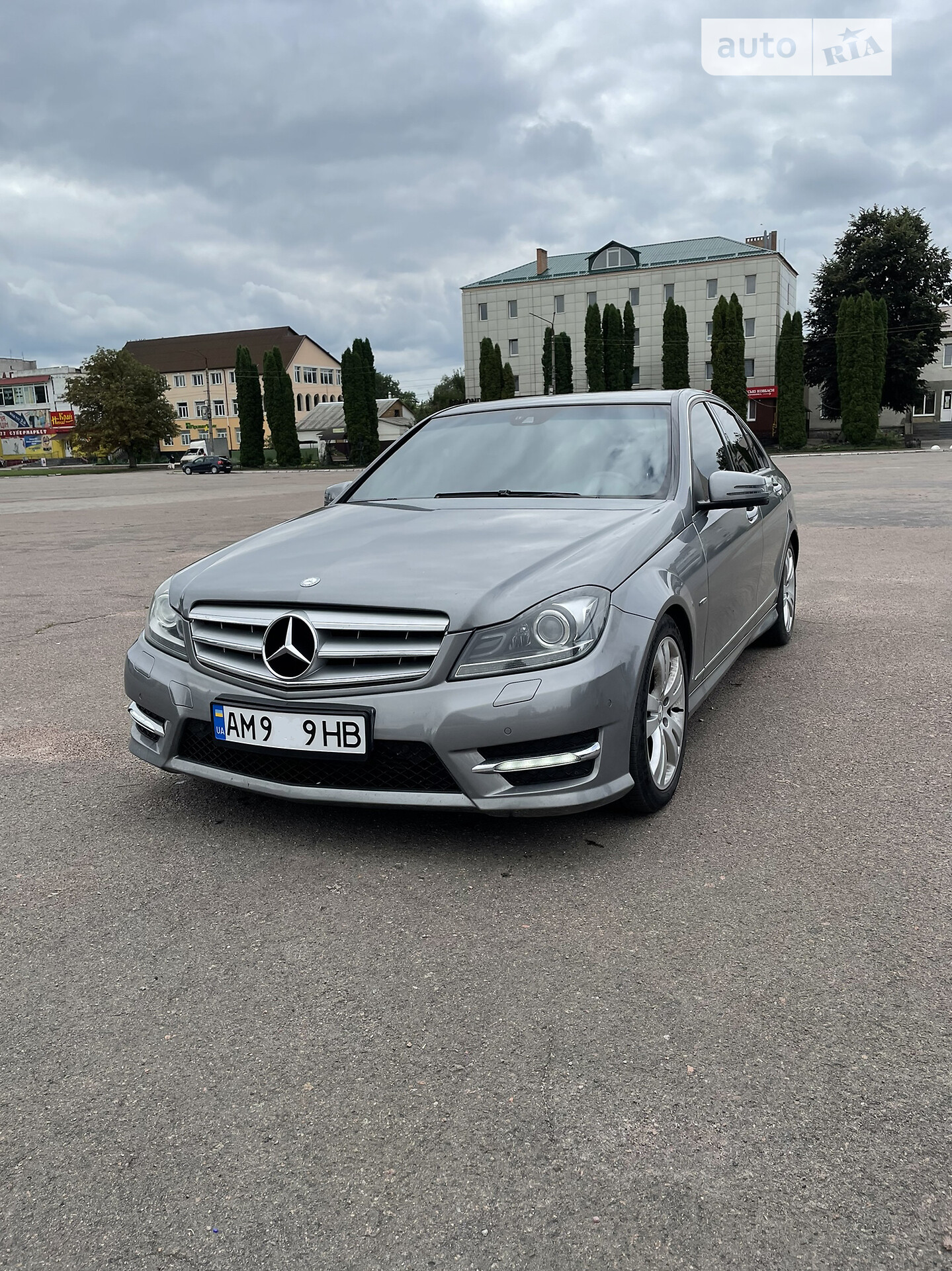 MERCEDES-BENZ C 220 2012