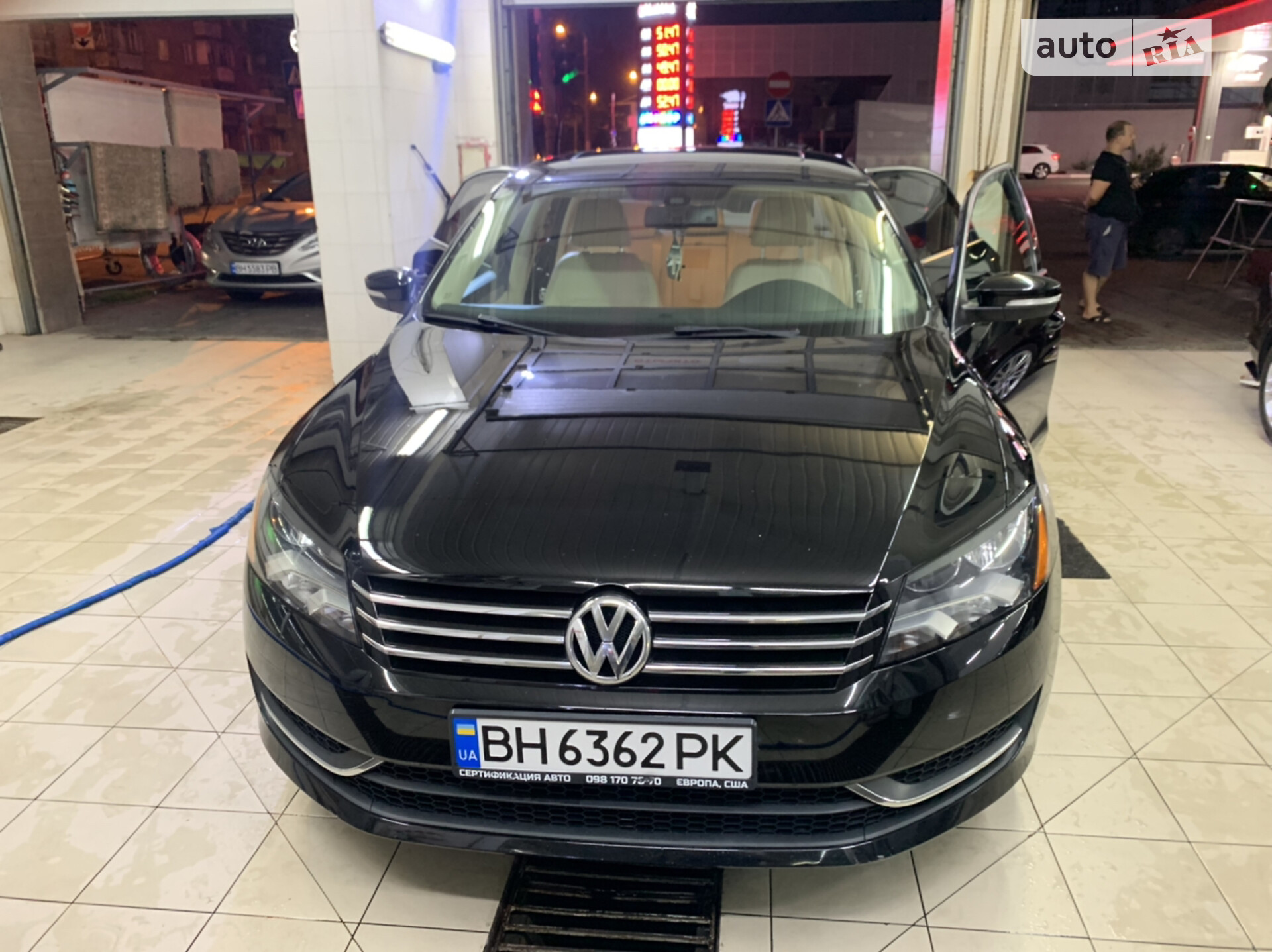 VOLKSWAGEN PASSAT 2014