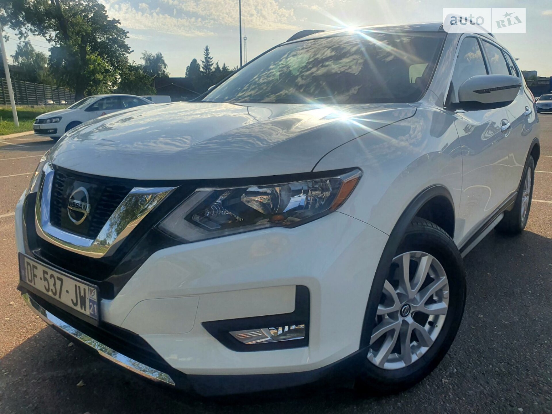 Головне фото звіту автомобіля NISSAN ROGUE 2019