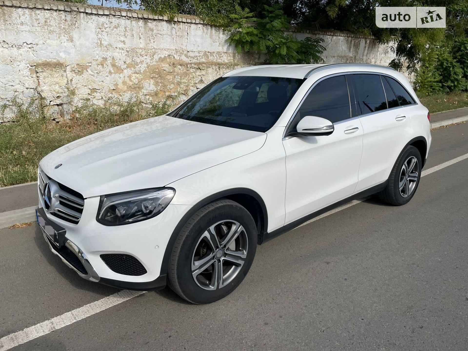 MERCEDES-BENZ GLC 220D 2015