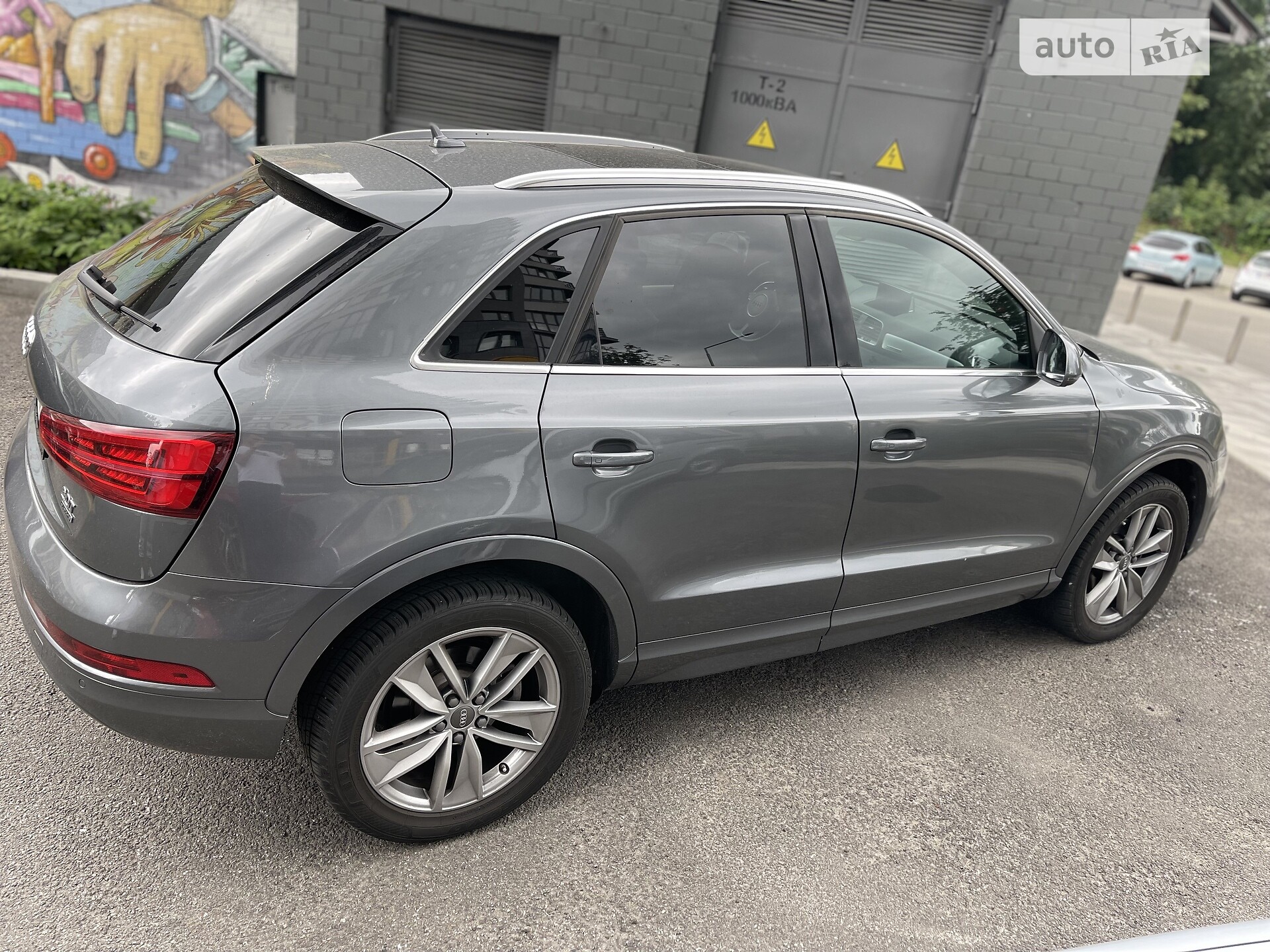 Головне фото звіту автомобіля AUDI Q3 2015