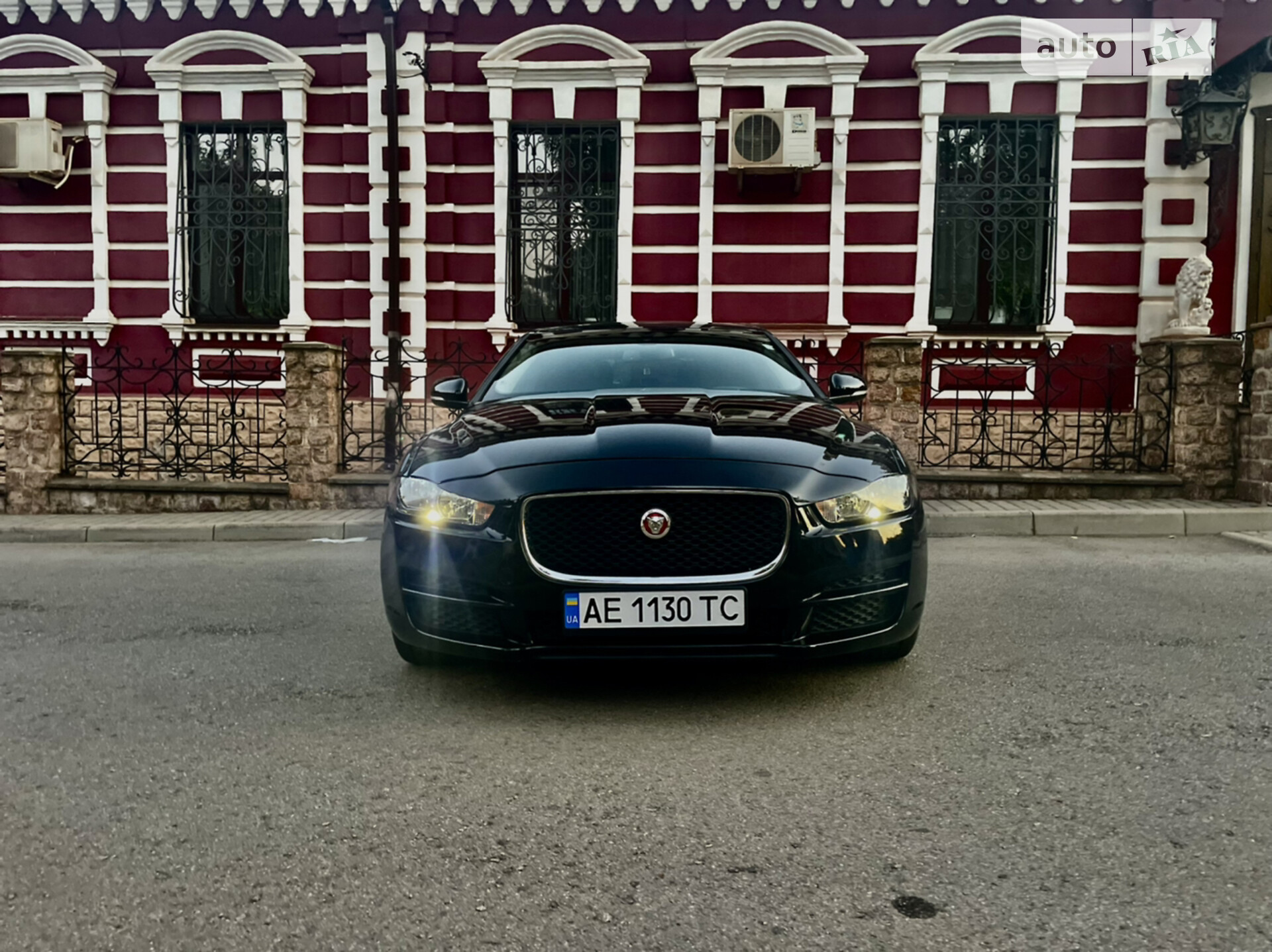 JAGUAR XE 2016