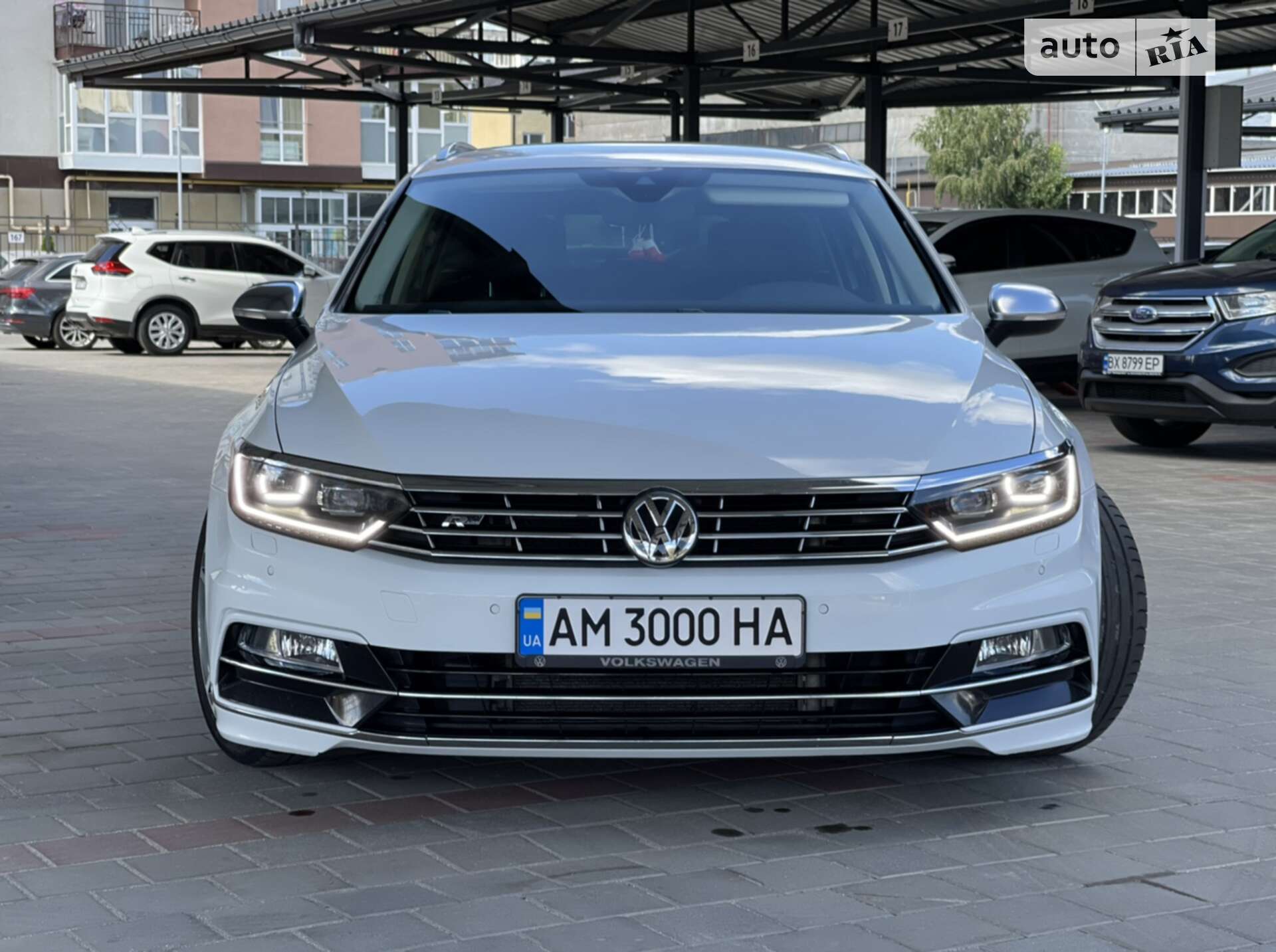 VOLKSWAGEN PASSAT 2016