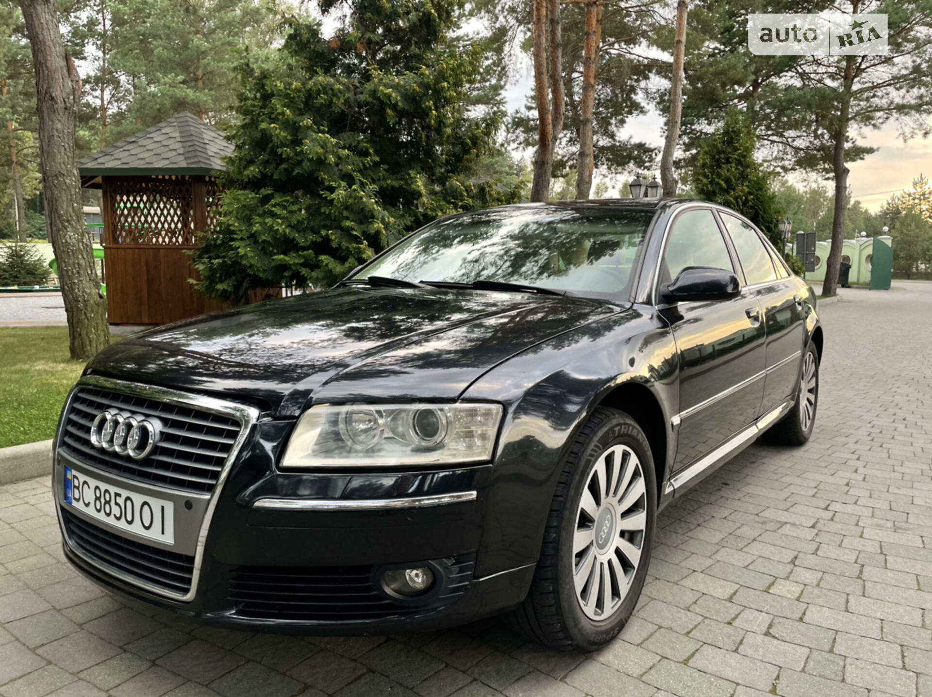 AUDI A8 2004