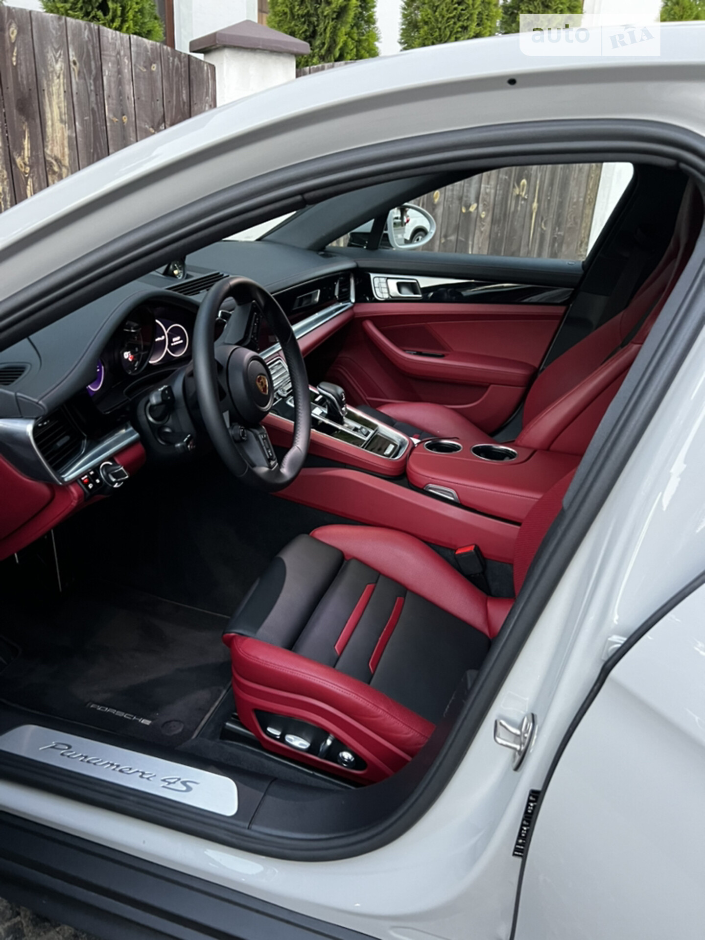 PORSCHE PANAMERA 2021