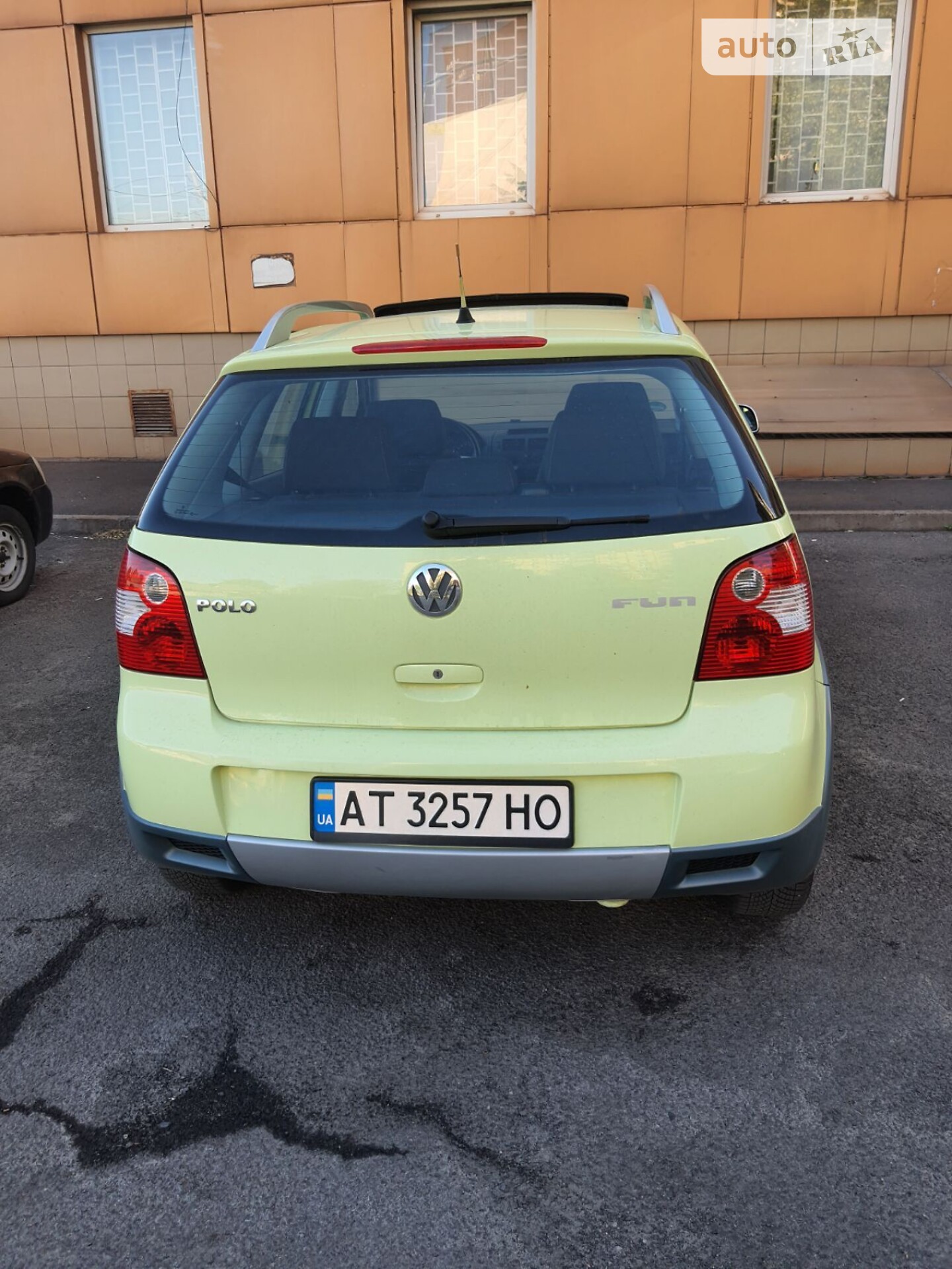 VOLKSWAGEN POLO 2004