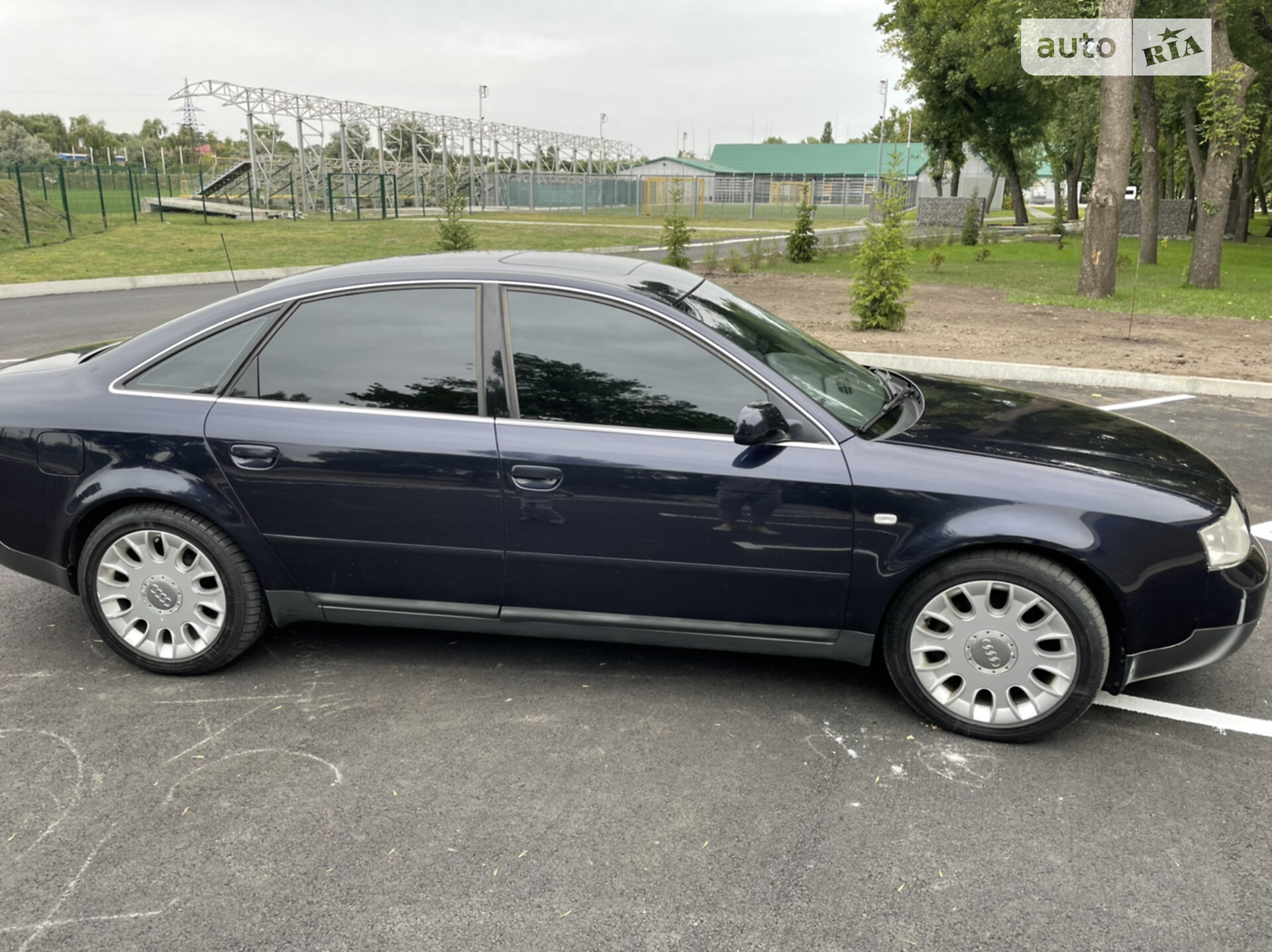 AUDI A6 2000