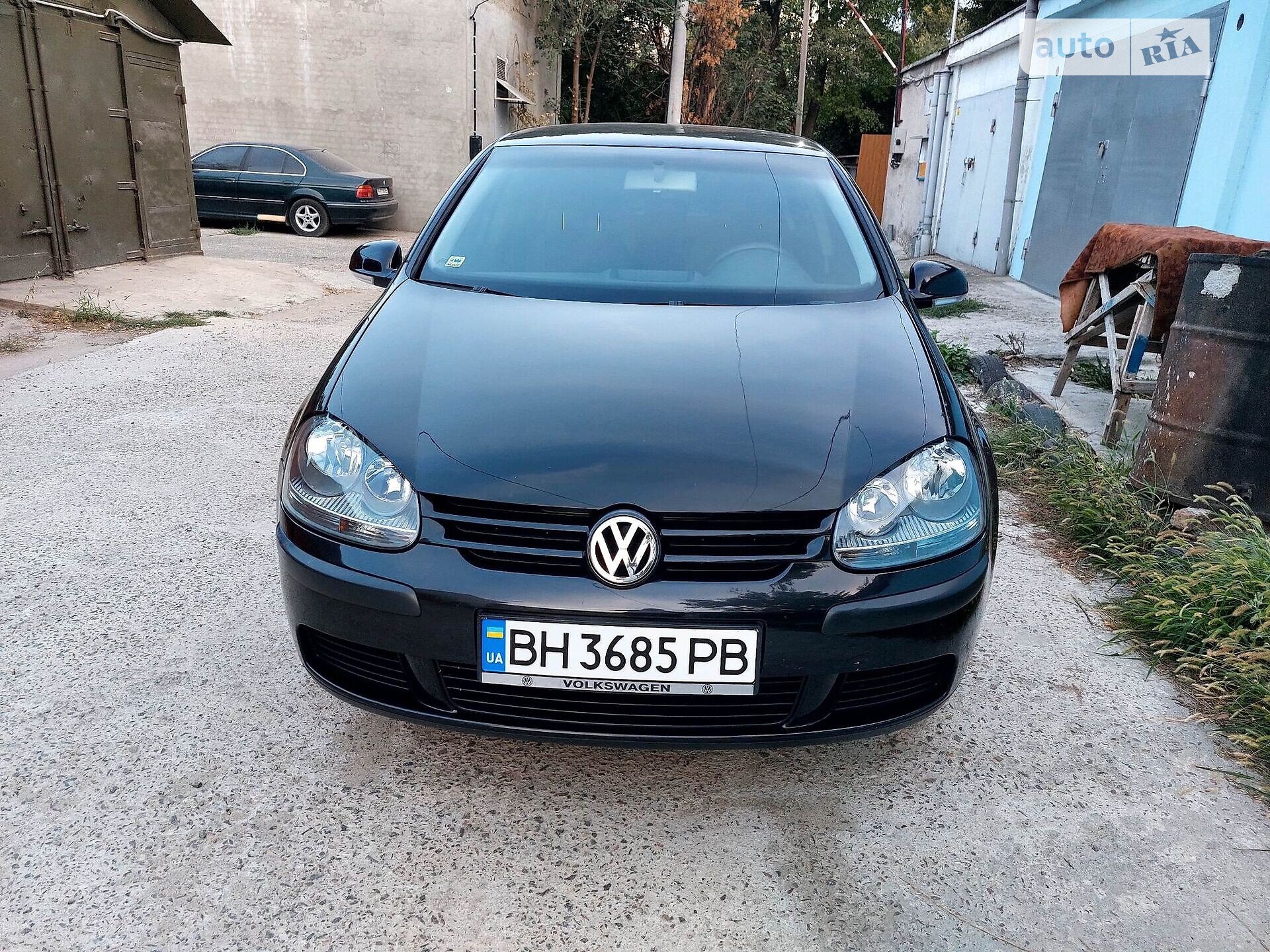 VOLKSWAGEN GOLF 2004