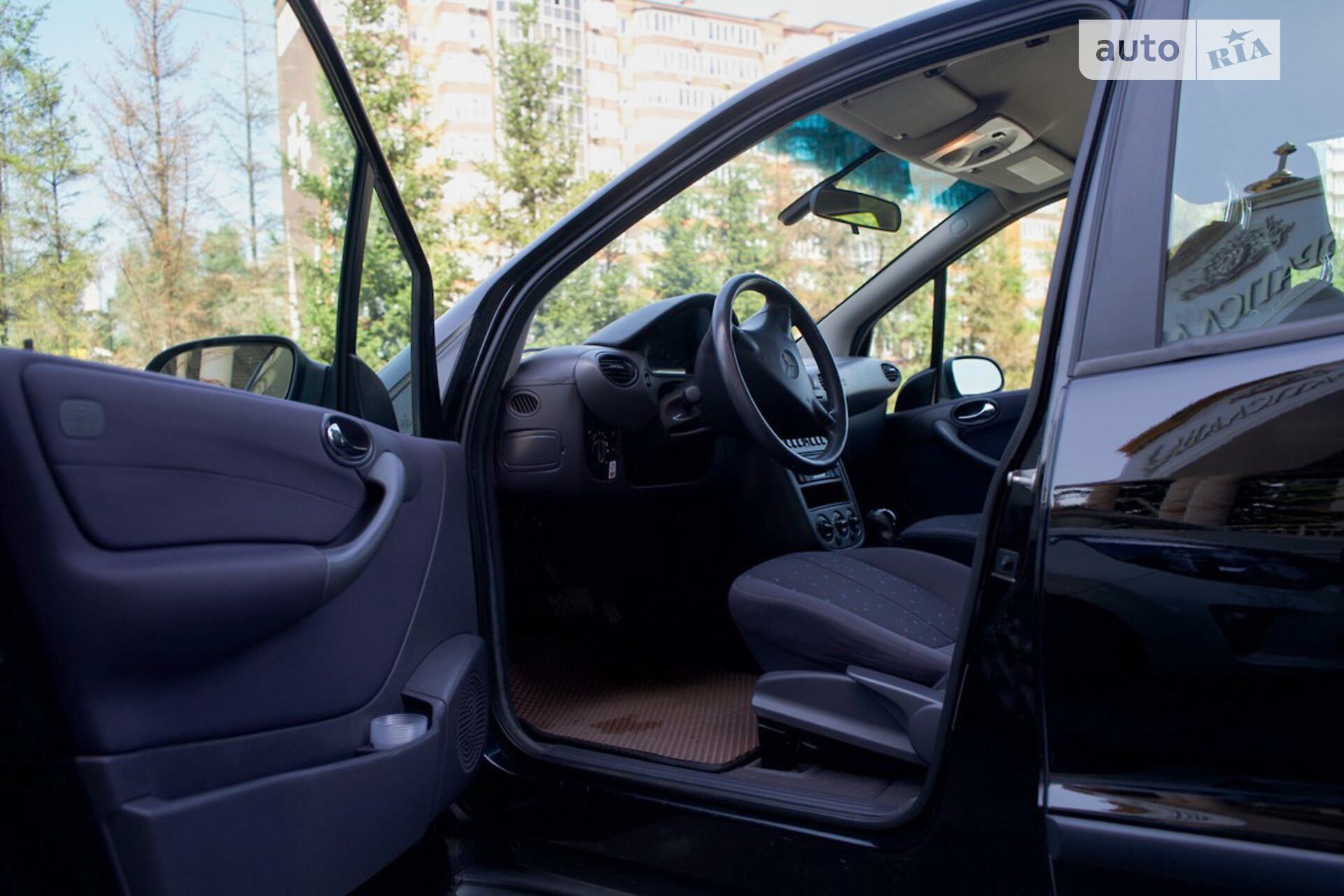 MERCEDES-BENZ A 160 2002