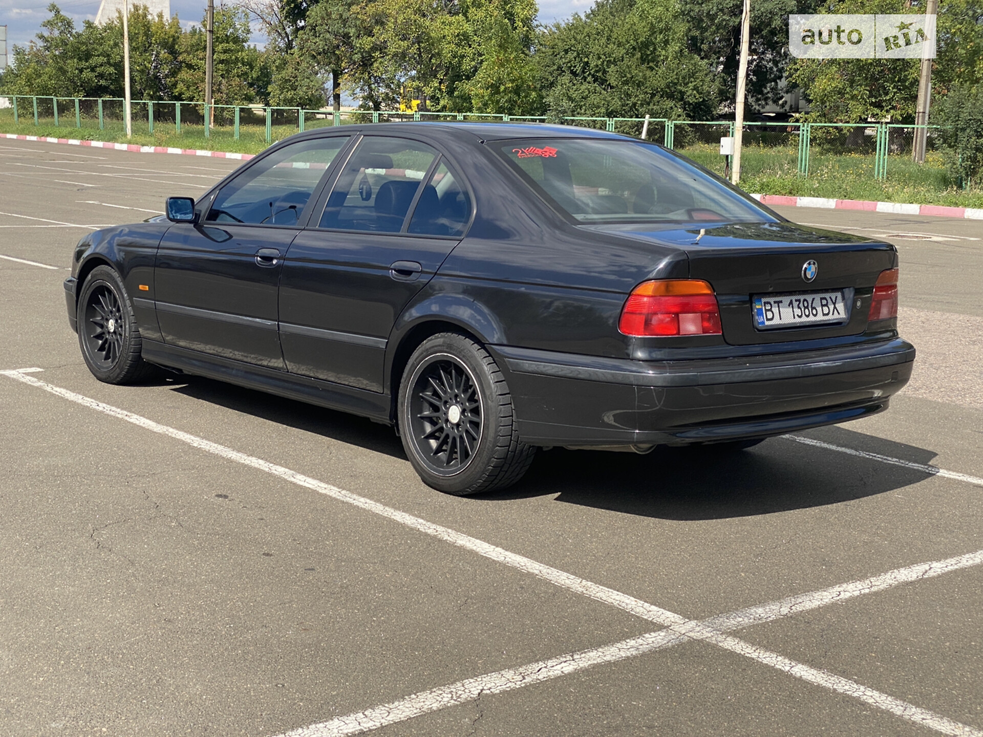 Головне фото звіту автомобіля BMW 528I 1997