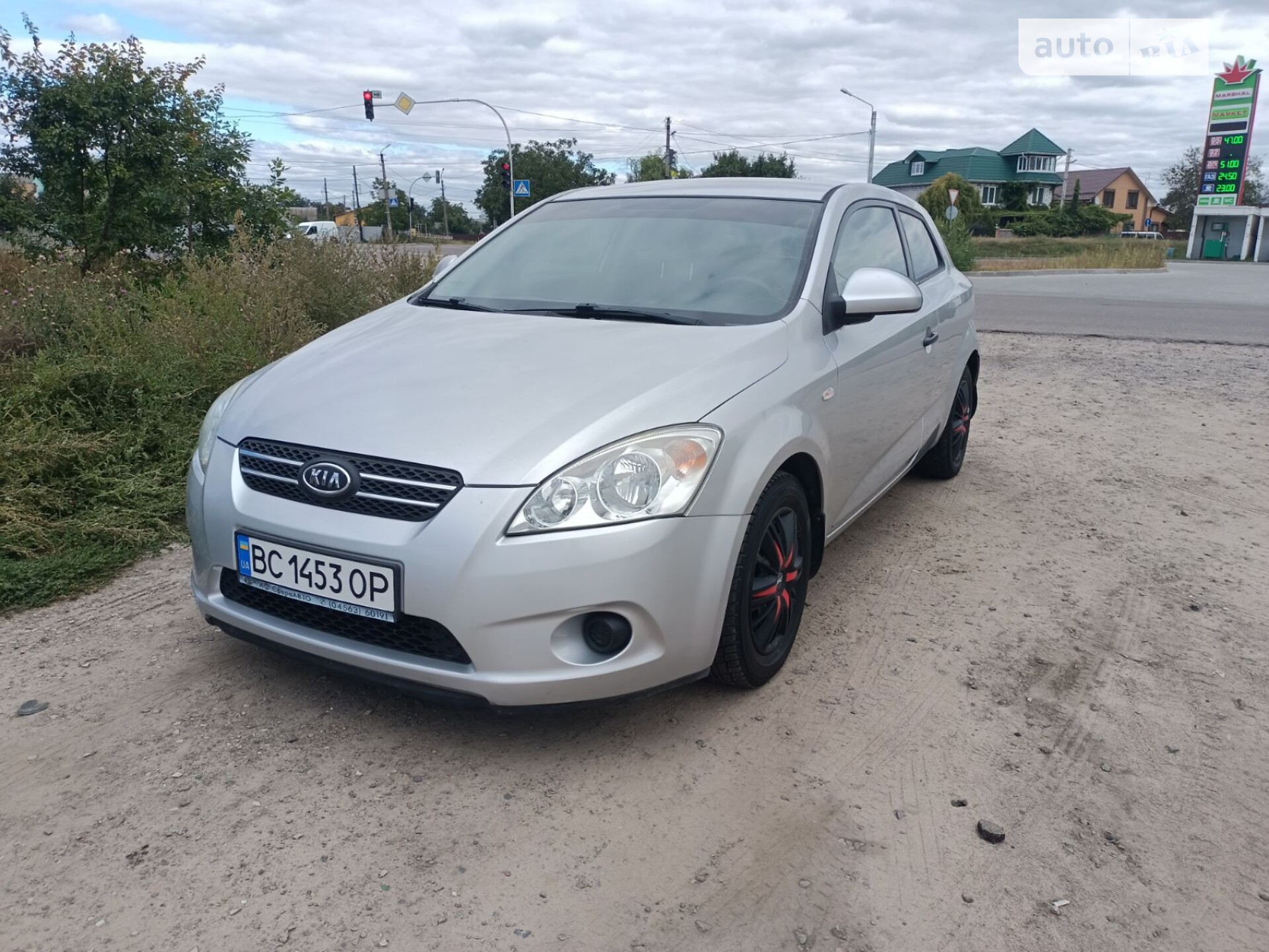 Головне фото звіту автомобіля KIA CEE'D 2008