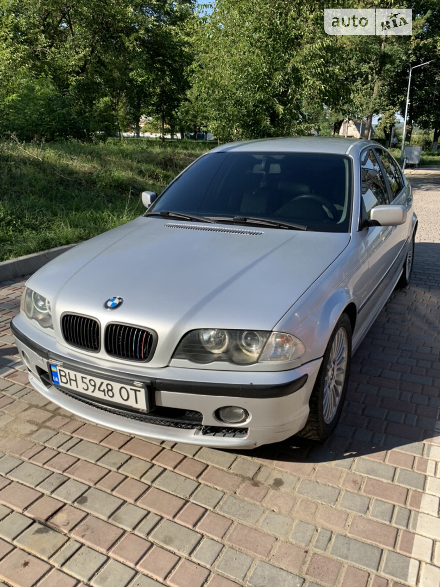 Головне фото звіту автомобіля BMW 330D 2000