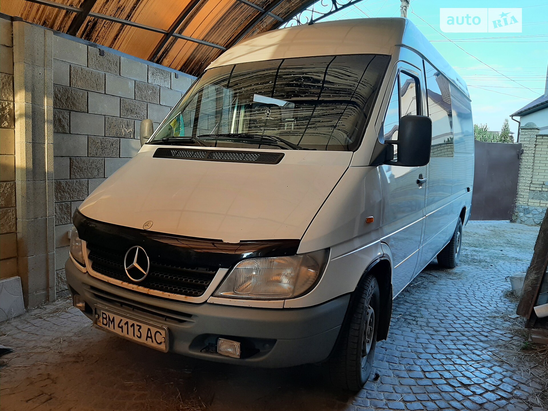 MERCEDES-BENZ 213CDI 2002
